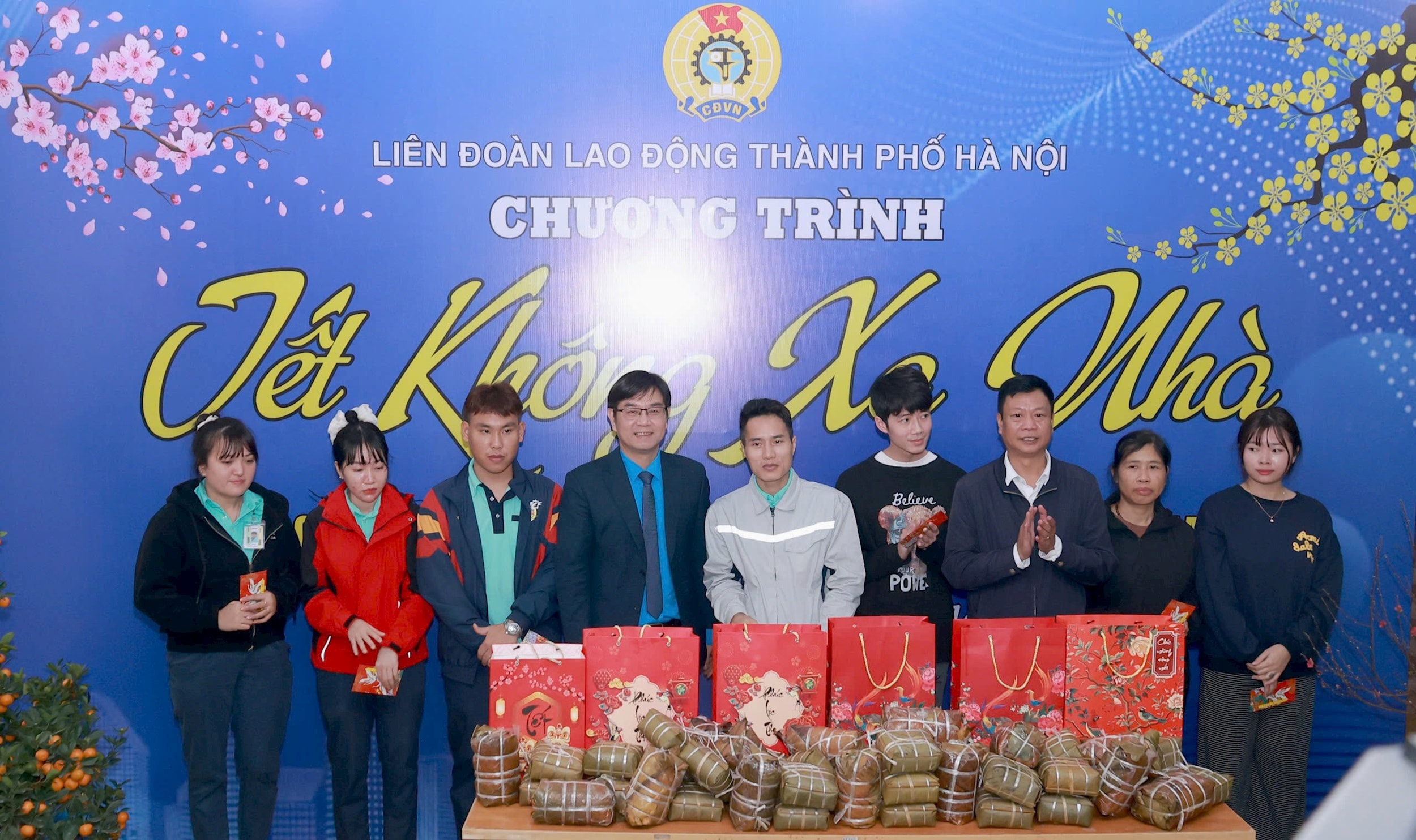 tet-ko-xa-nha2.jpg