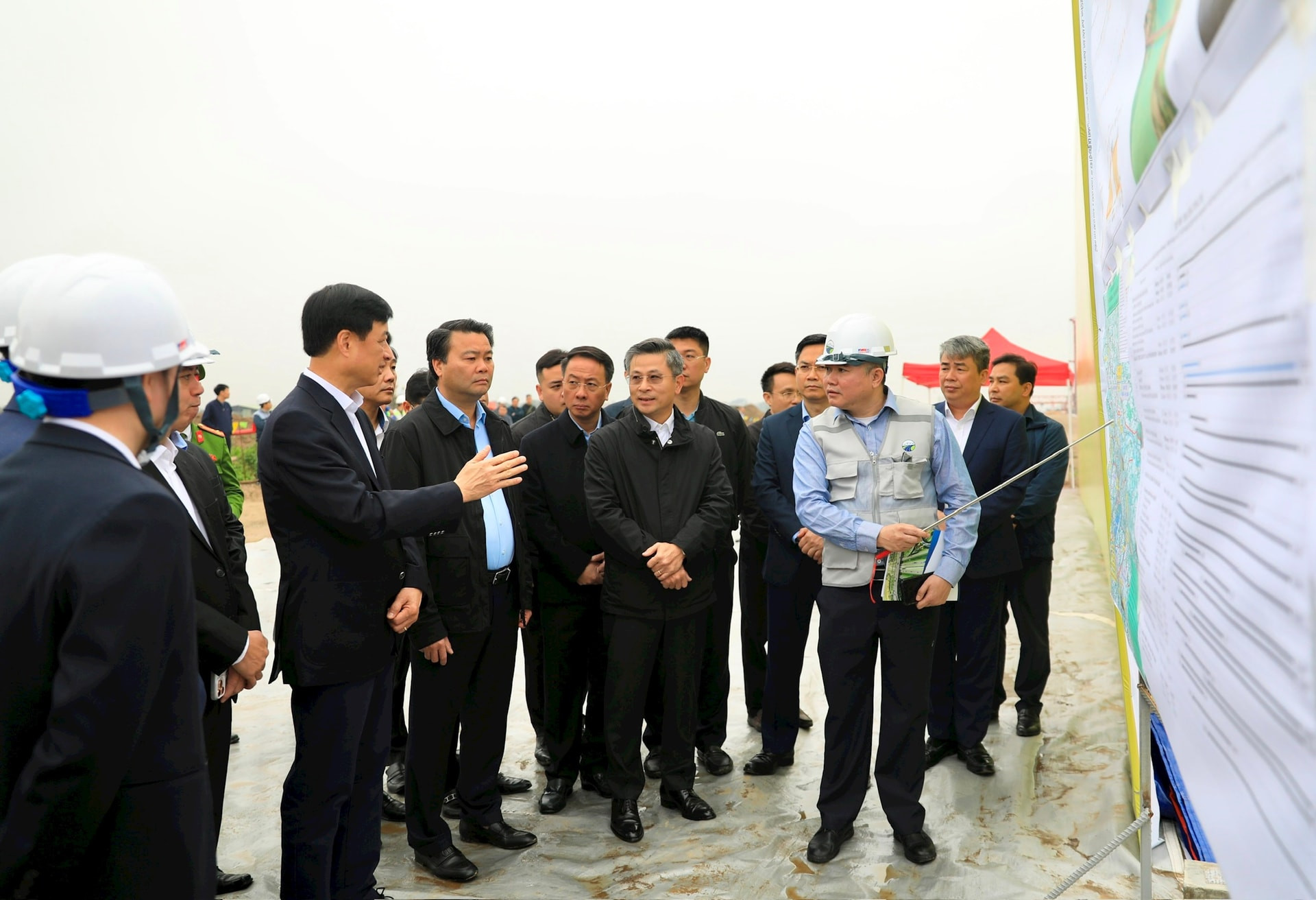 bi-thu-tu-quang-thai.jpg