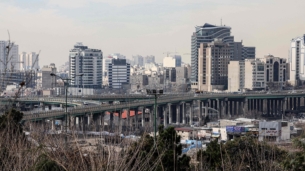 Một đường cao tốc ở Tehran, Iran. Ảnh: VCG