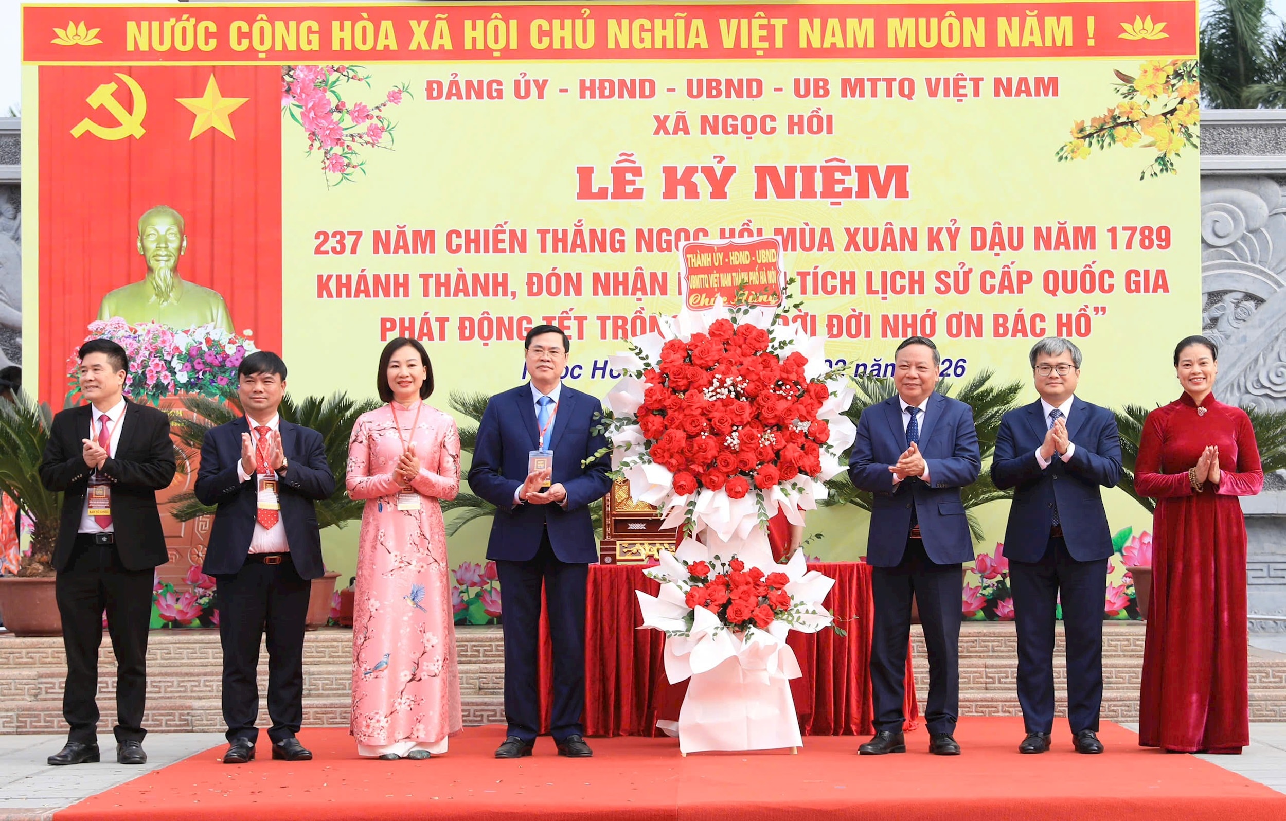 ngoc-hoi-4.jpg