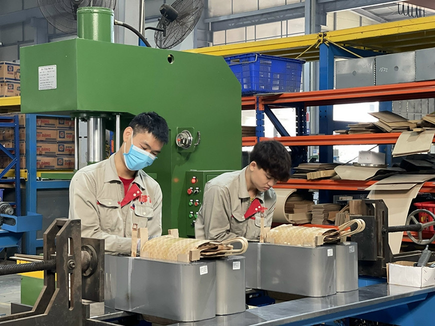 Doanh nghiệp Thủ đô đẩy mạnh đầu tư công nghệ, nâng cao năng suất lao động, góp phần cải thiện chất lượng tăng trưởng GRDP Hà Nội. (Ảnh: Minh Đức)