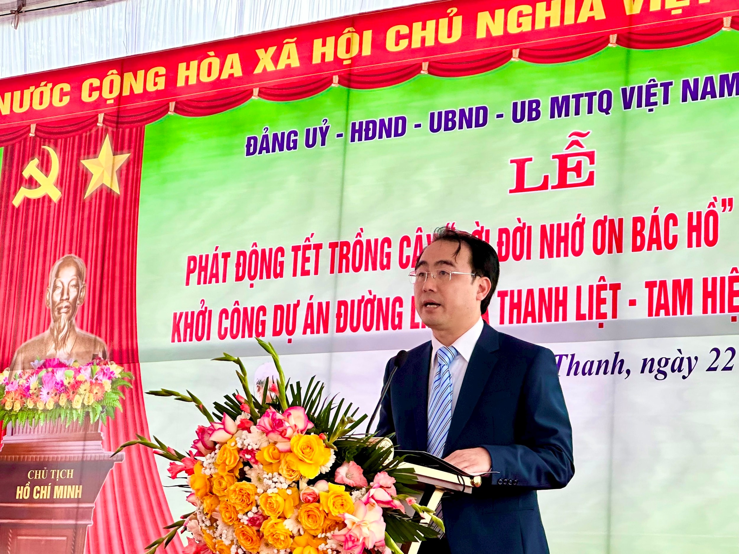 Phó Chủ tịch UBND xã Đại Thanh Nguyễn Mạnh Hiến phát biểu tại buổi lễ. Ảnh: Mai Duyên.