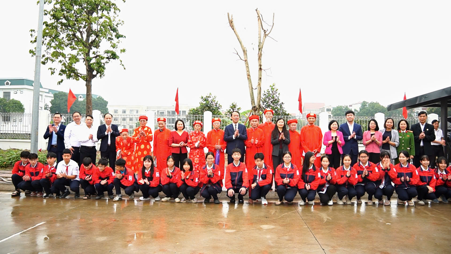 phuong_thuong_cat_quyet_tam_phu_xanh_do_thi5.jpg