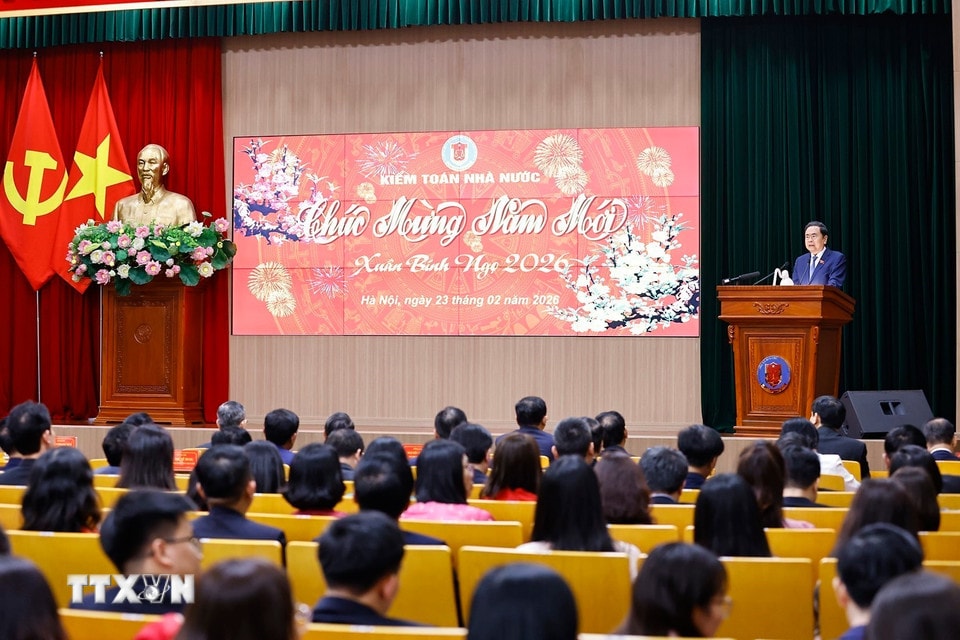 chu-tich-quoc-hoi-tran-thanh-man-tham-chuc-tet-kiem-toan-nha-nuoc-8603611-2.jpg