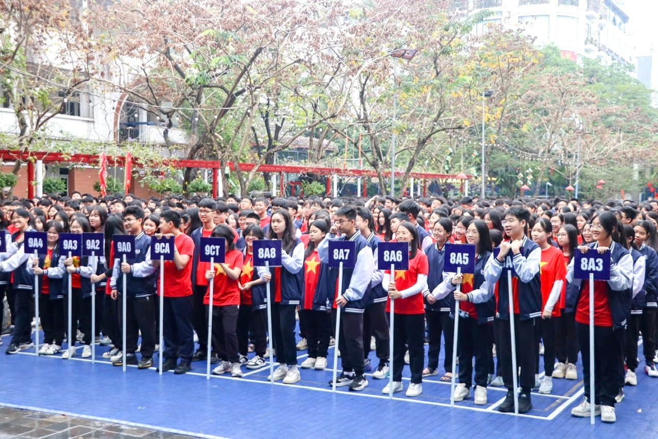 2302-tet-1-luong-the-vinh.jpg