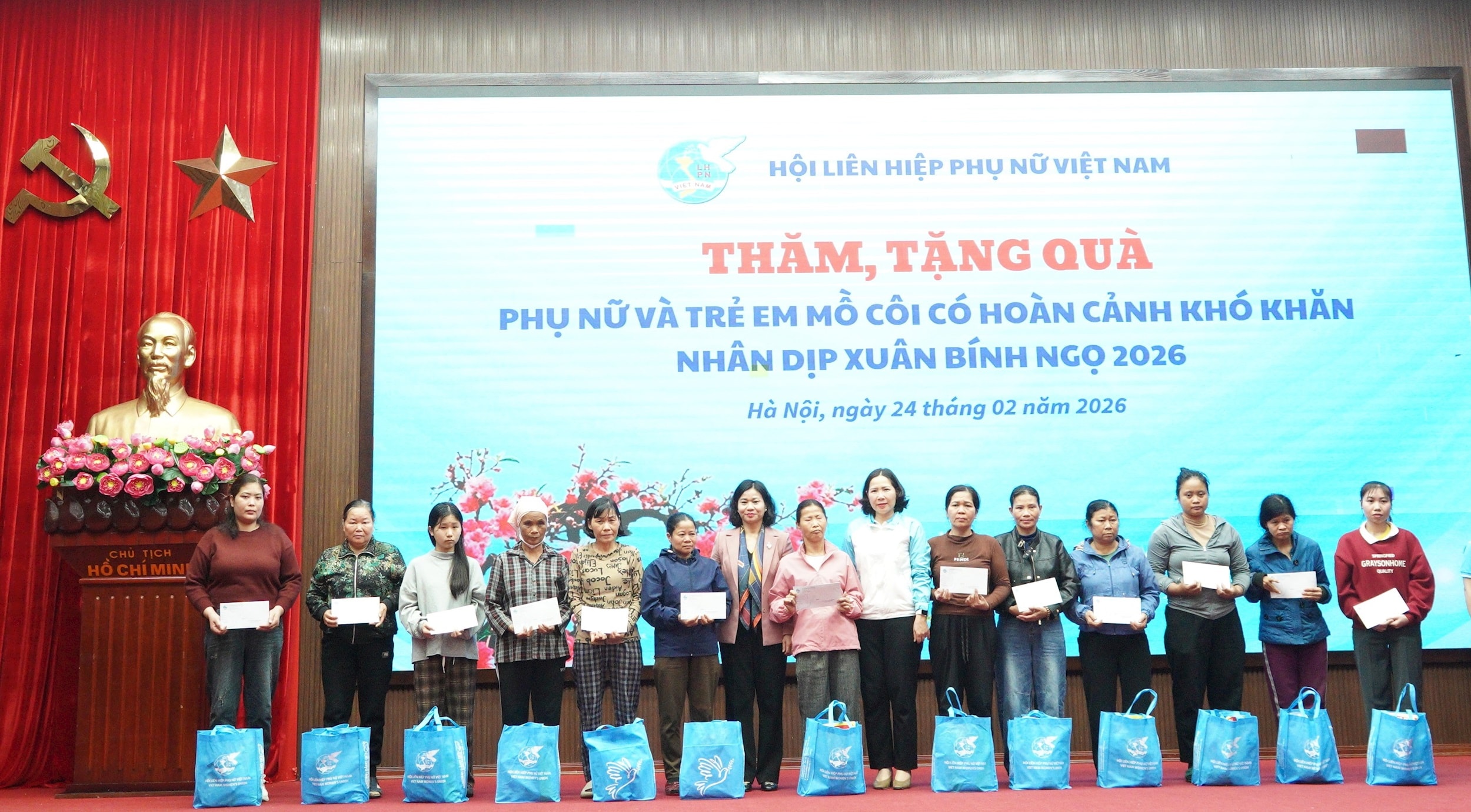 c-tuyen-va-c-kim-anh.jpg
