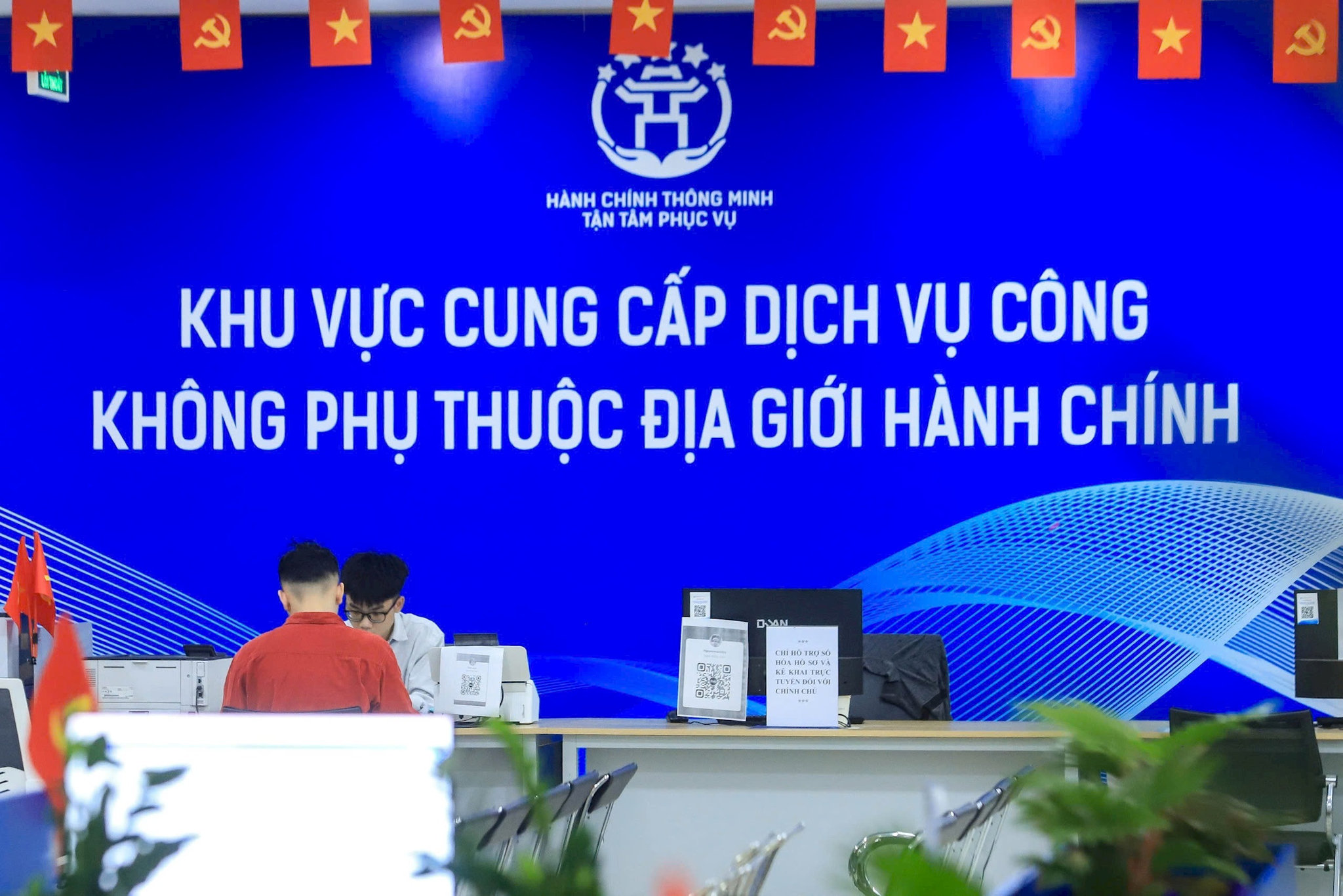 bac530c87b0cf552ac1d1.jpg