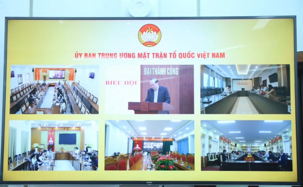 Hội nghị được tổ chức bằng hình thức trực tiếp kết hợp trực tuyến tại điểm cầu Ủy ban MTTQ Việt Nam các tỉnh, thành phố