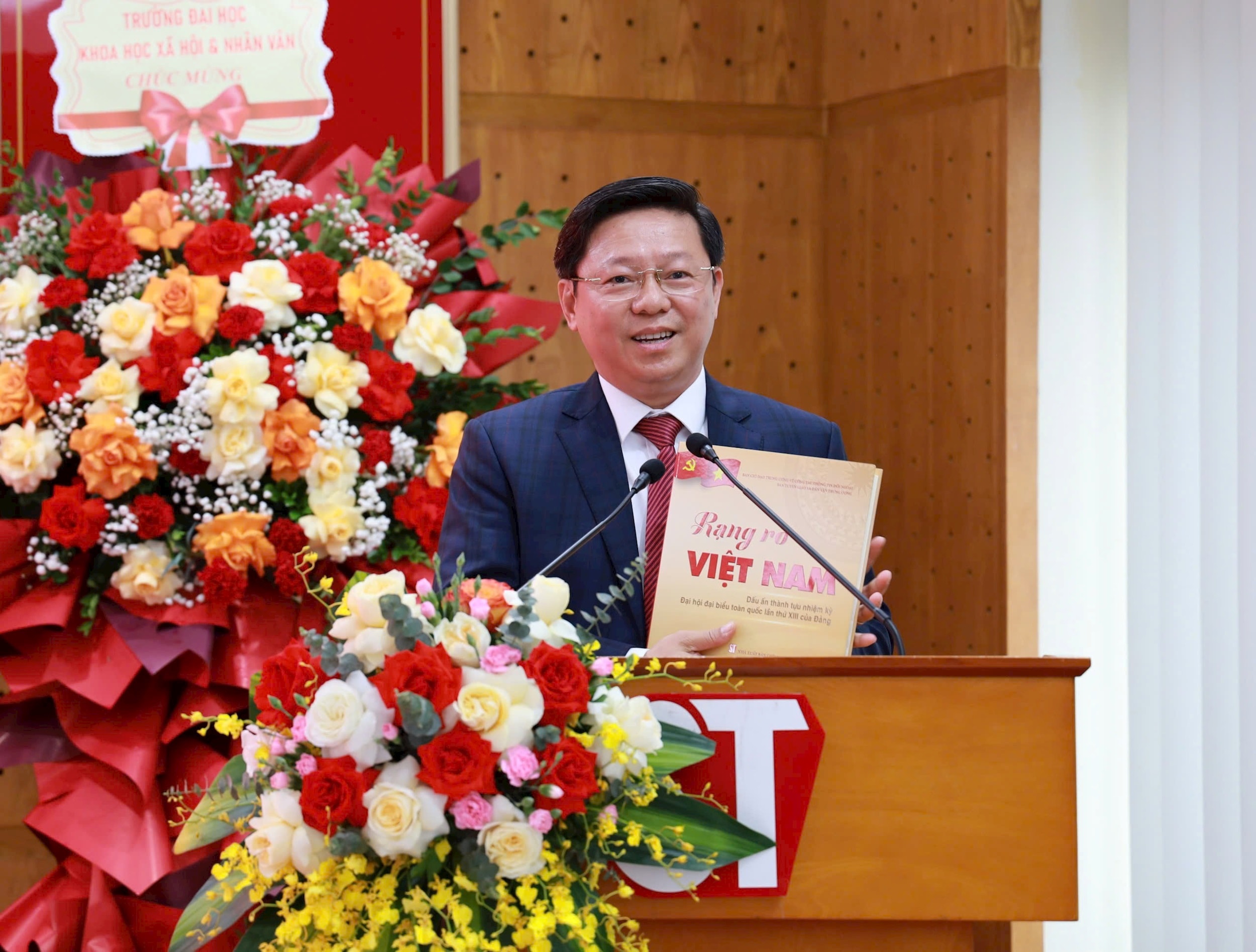 rang-ro-viet-nam-tran-thanh-lam.jpg