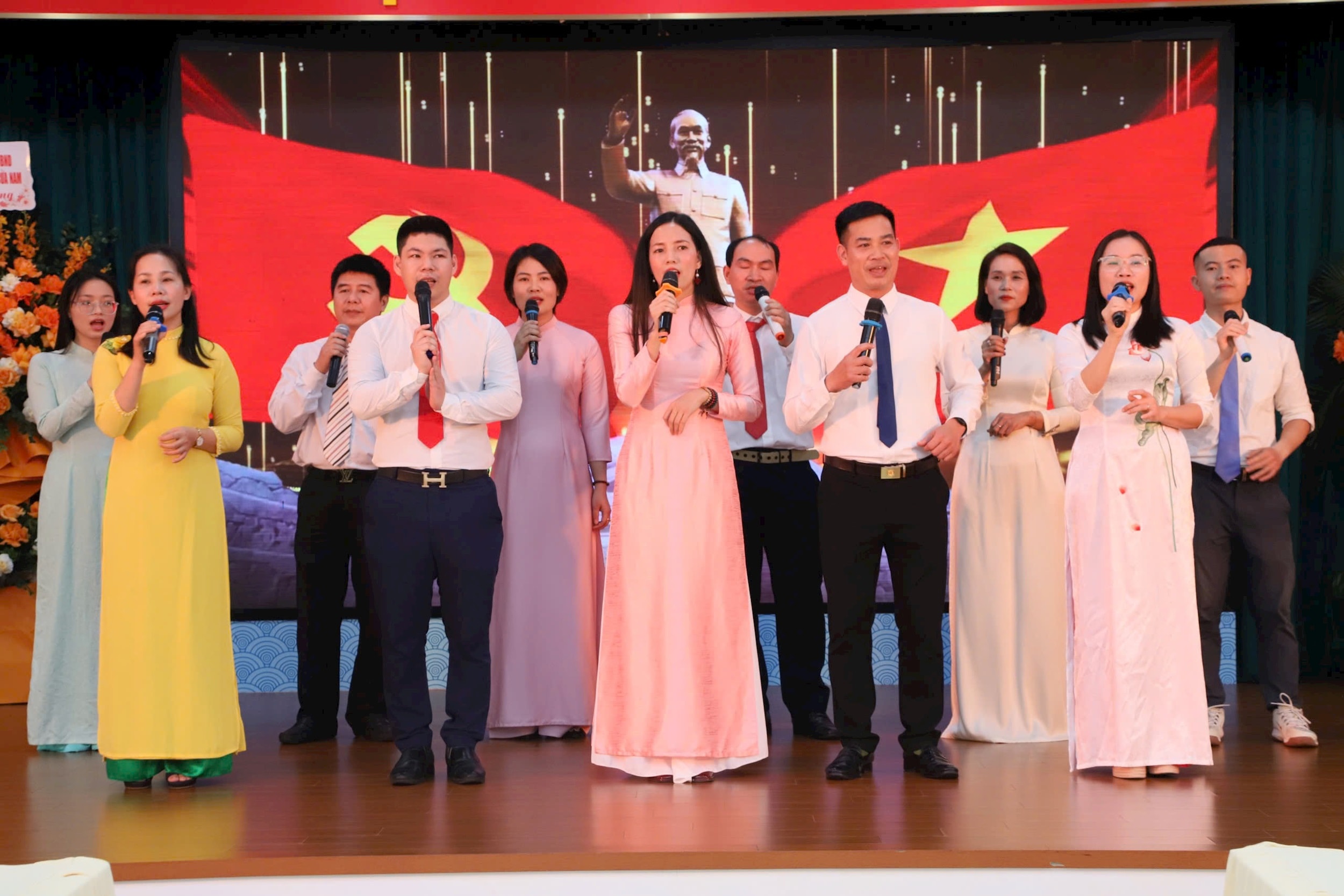 cn-vn-.jpg