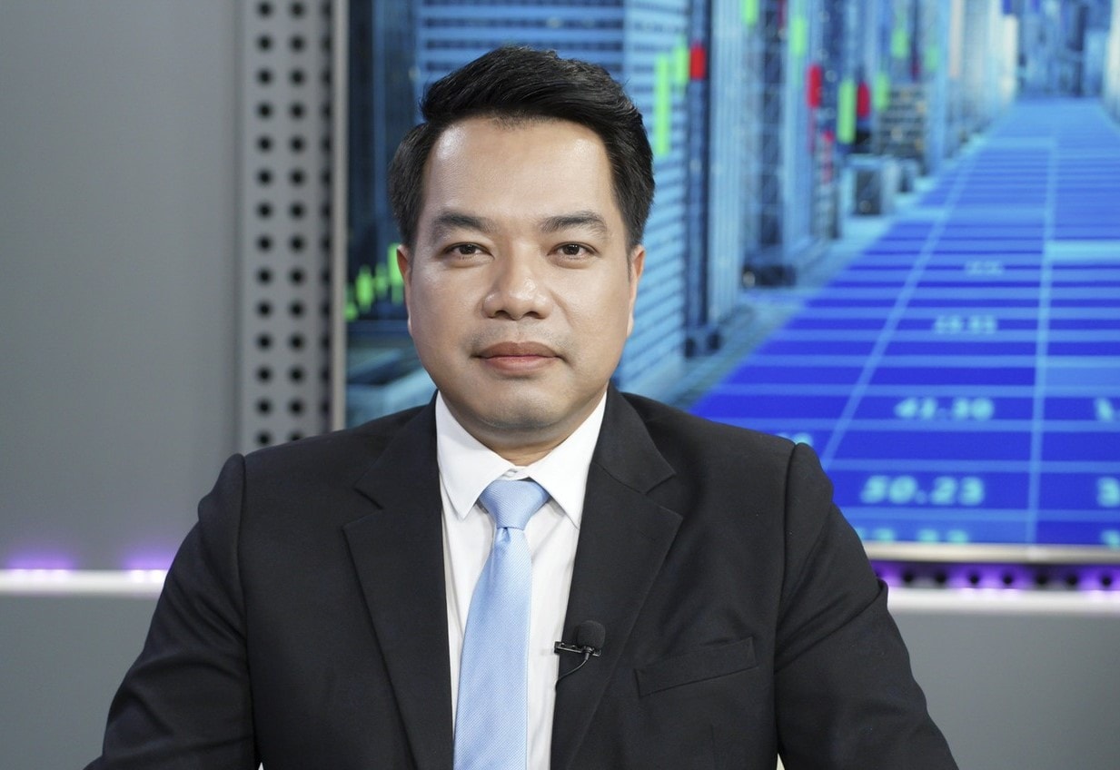 tien-si-mac-quoc-anh.jpg