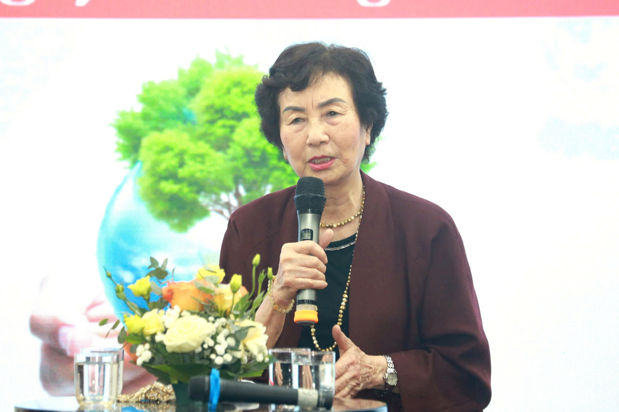 p2ace-bui-thi-an.jpg