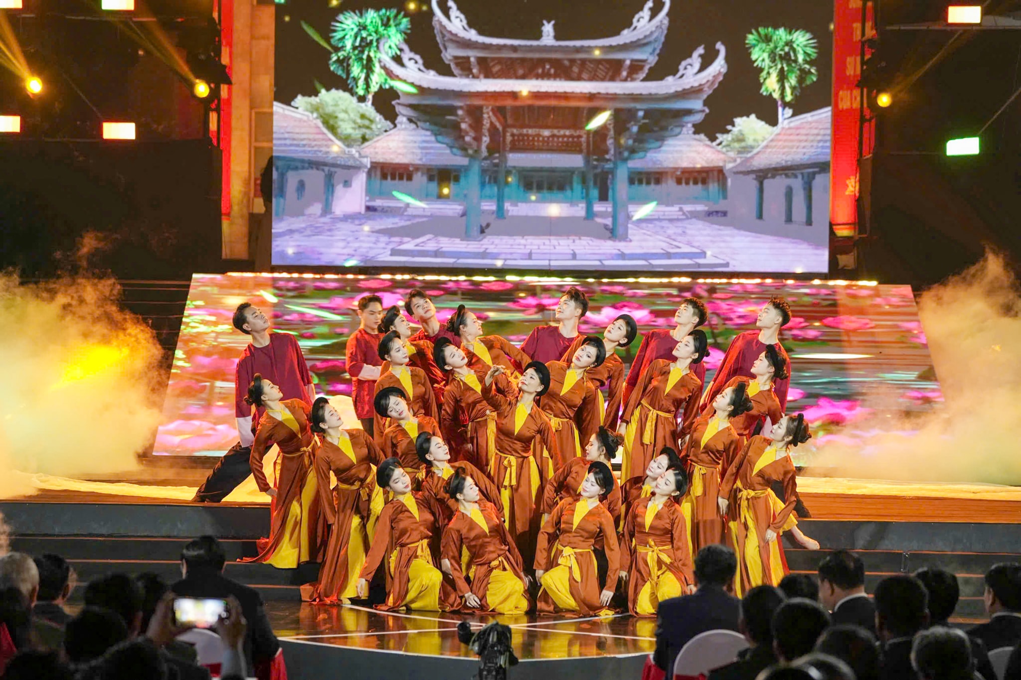 van-hoa.jpg