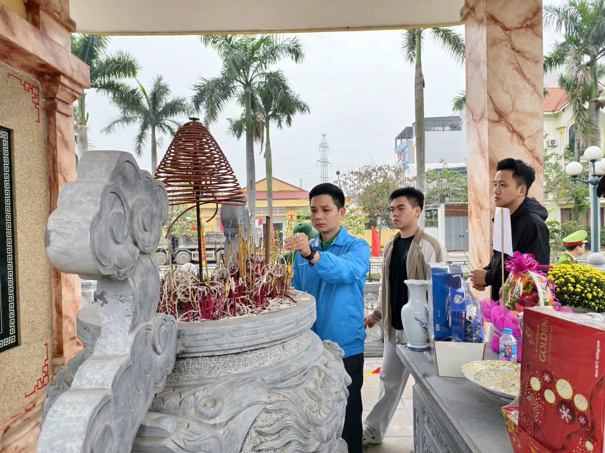 nam-phu-2.jpg
