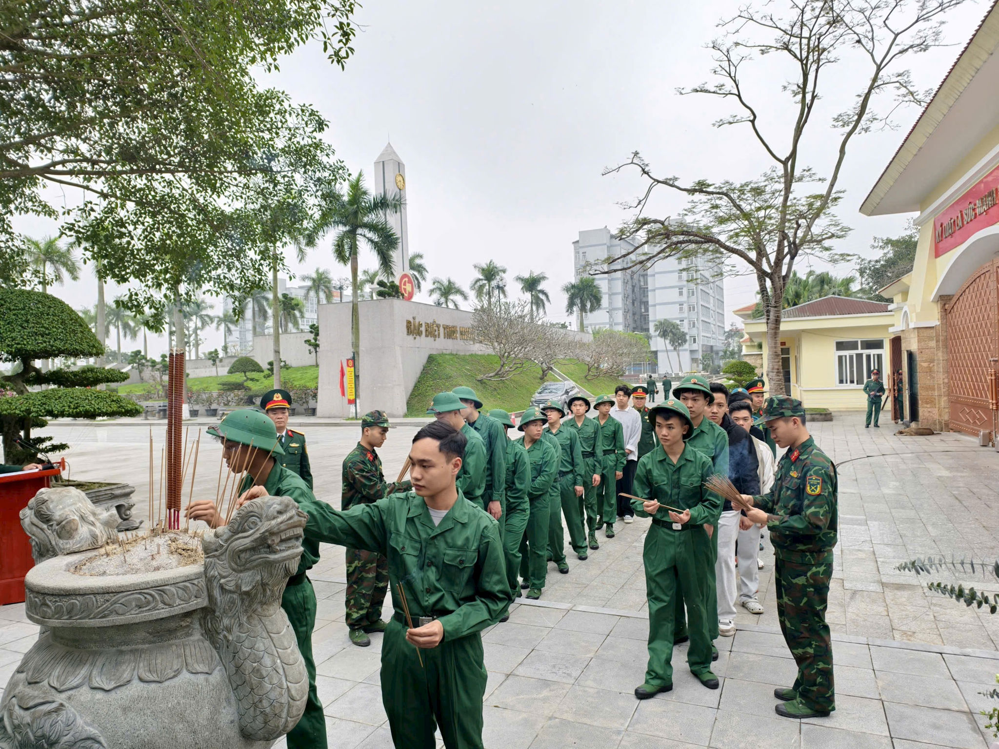 nam-phu-4.jpg
