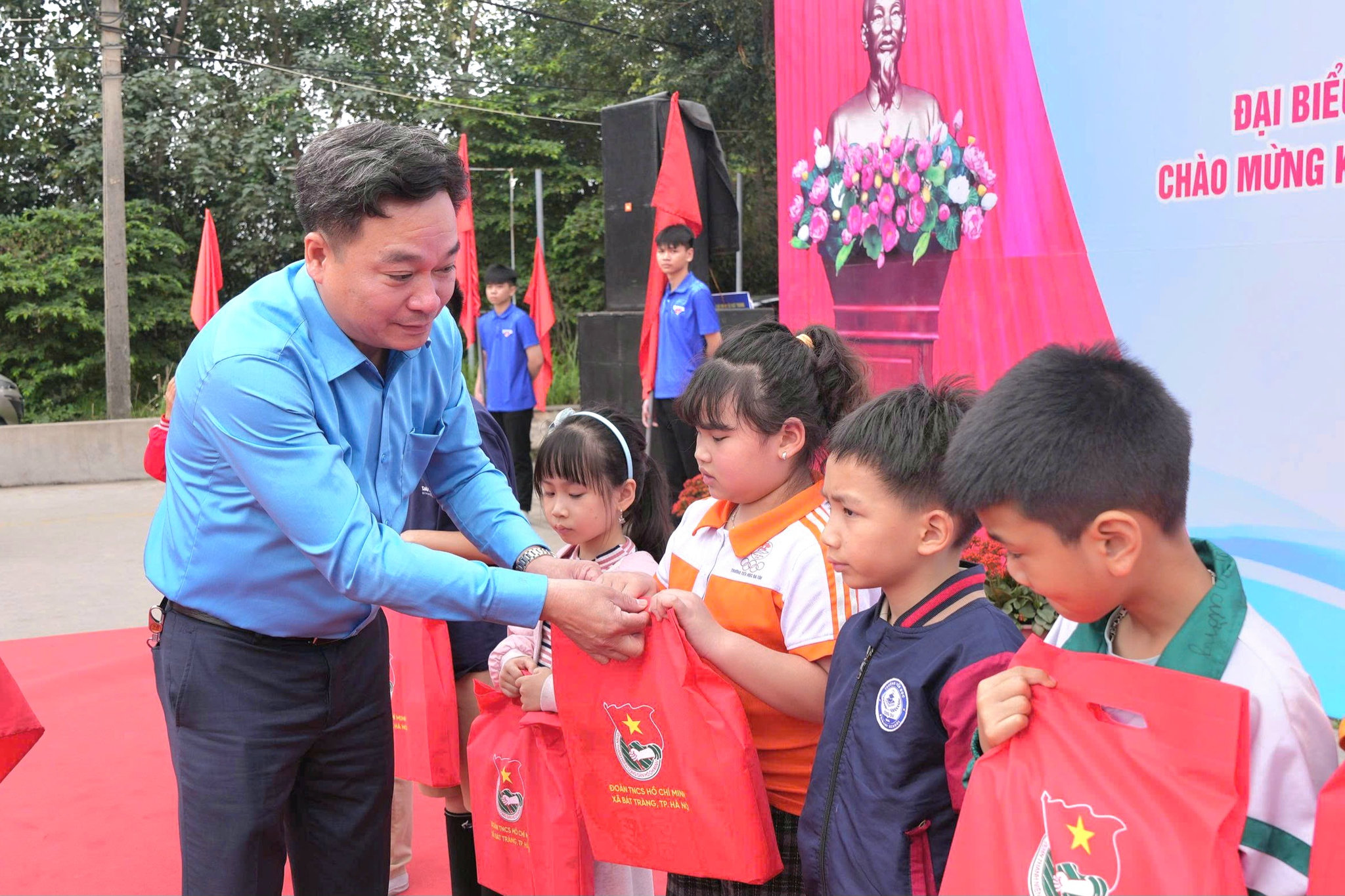 bat-trang-qct.jpg