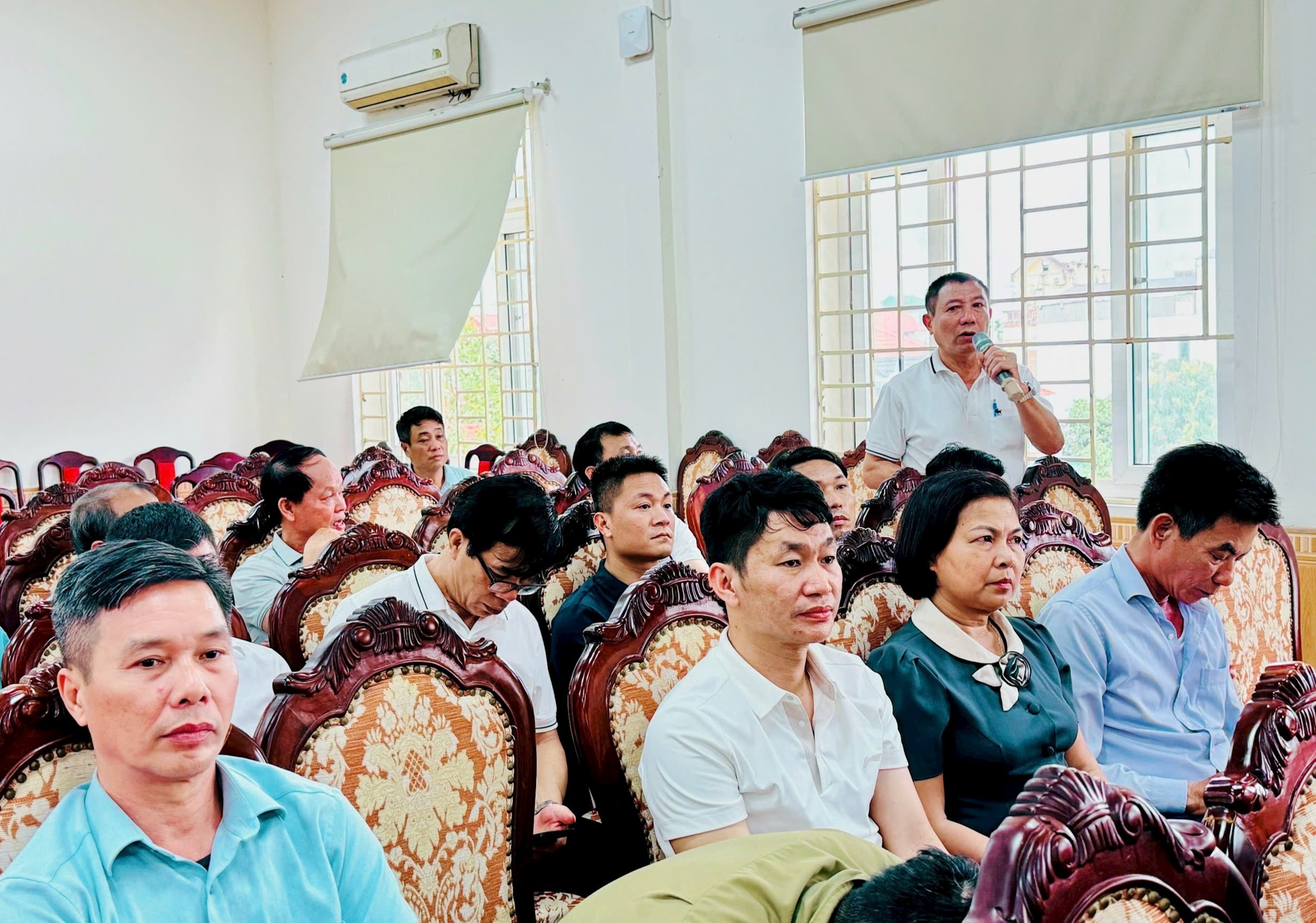 Các đại biểu thảo luận tại hội nghị. Ảnh: Hoàng Quyết