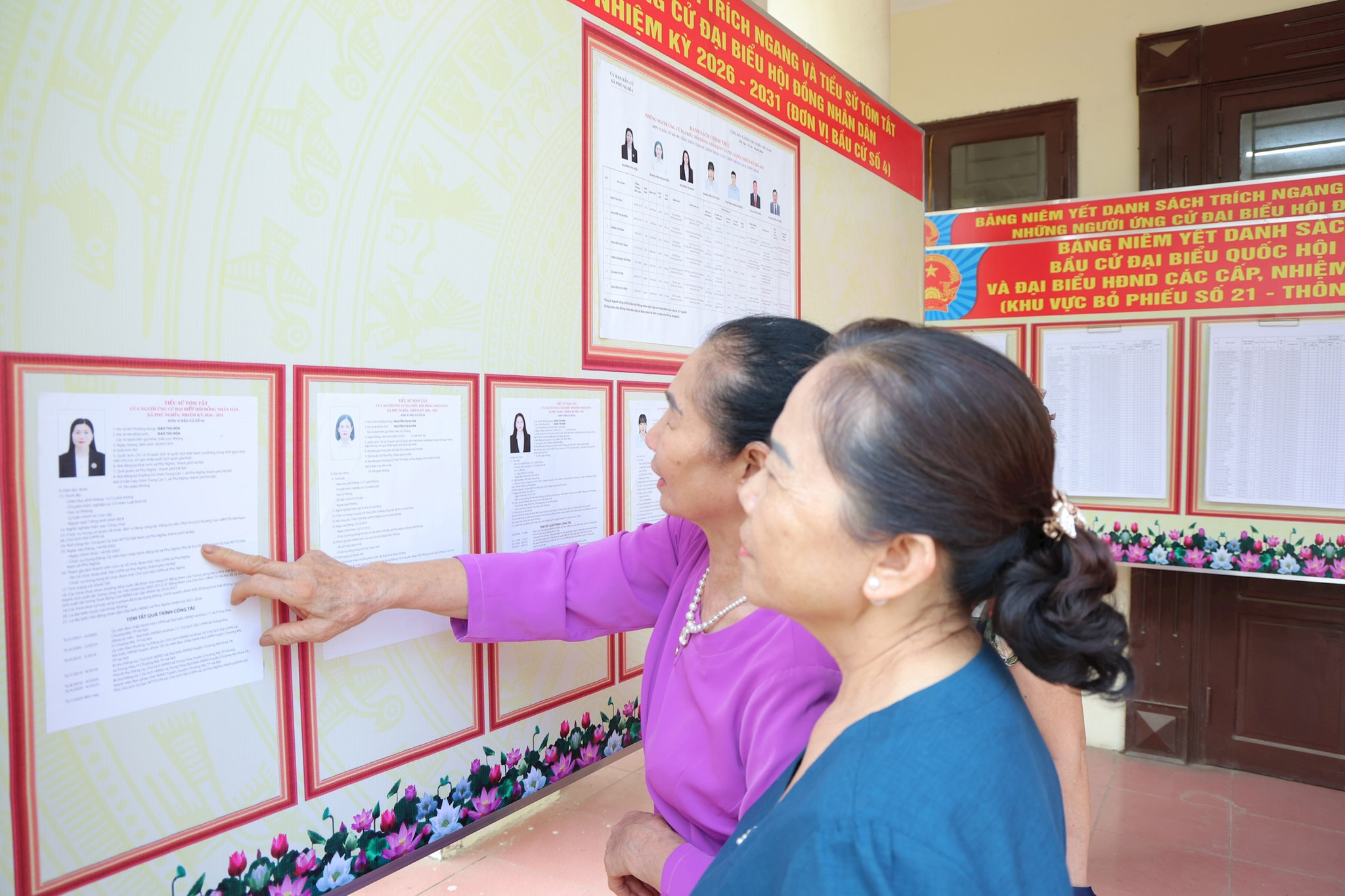 phu-nghia-niem-yet-danh-sach-cu-tri.jpg