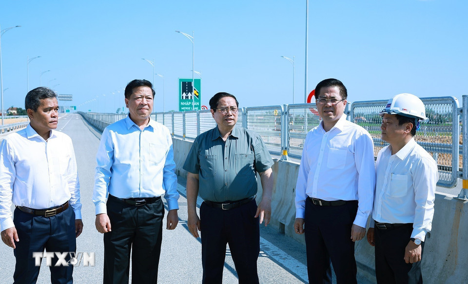 thutuong1.jpg