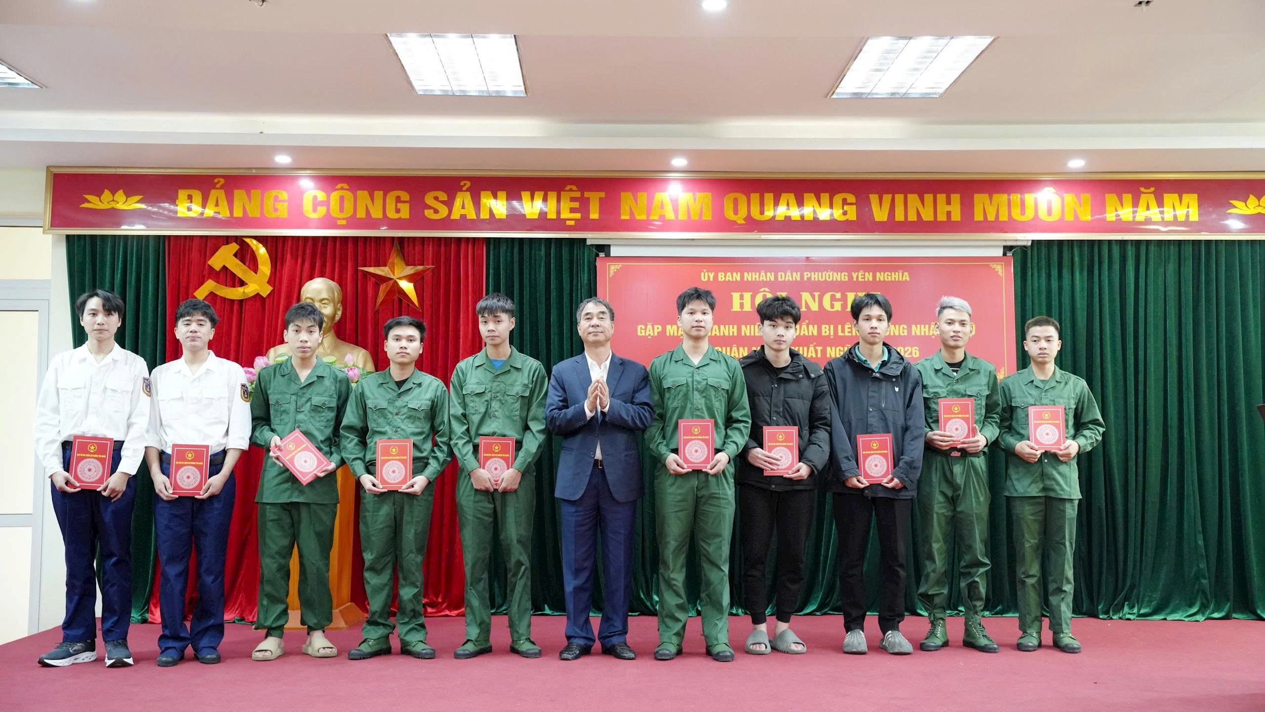 yen-nghia-.jpg
