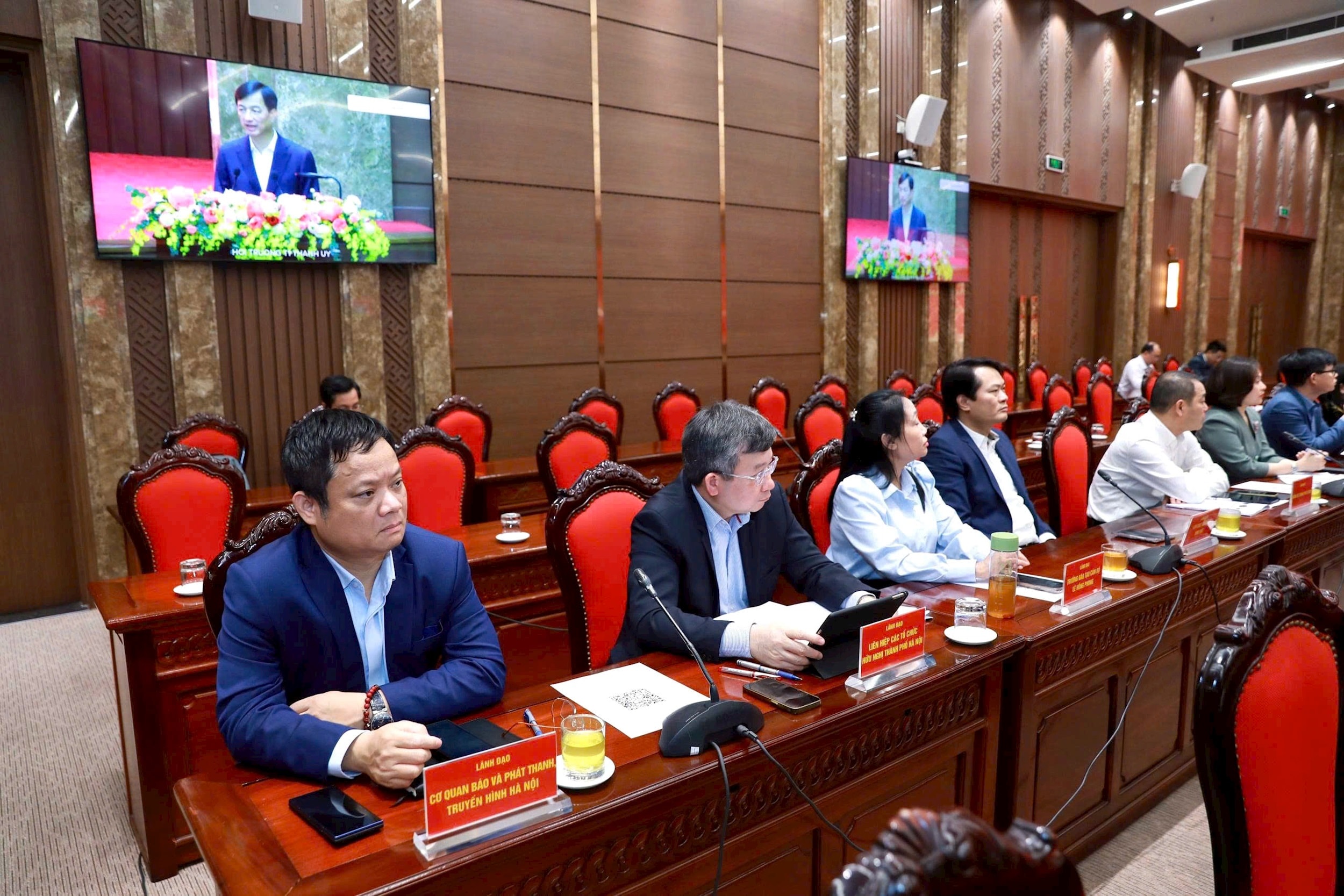 Các đại biểu dự hội nghị. Ảnh Thành