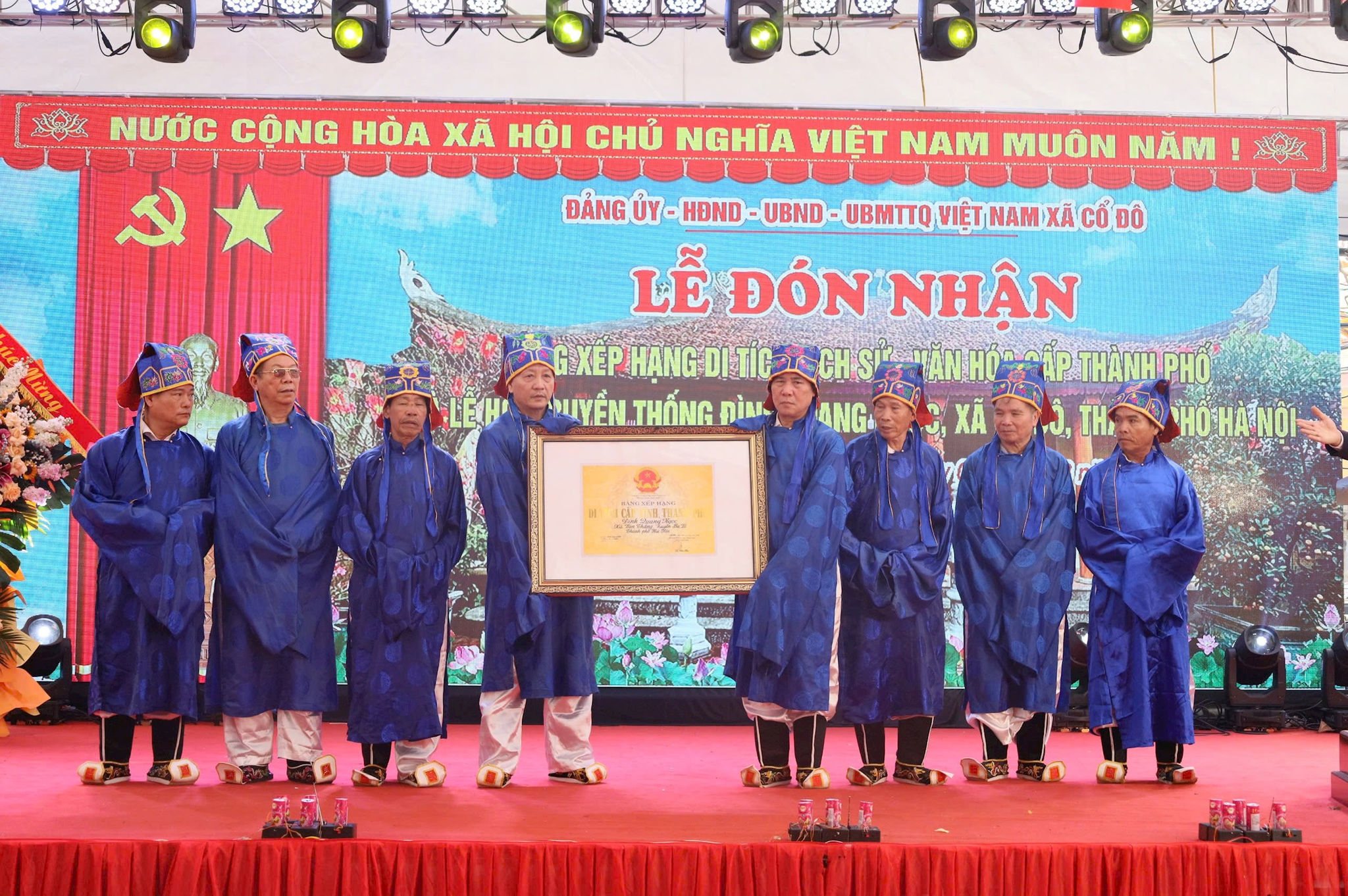 dinh-co-do.jpg