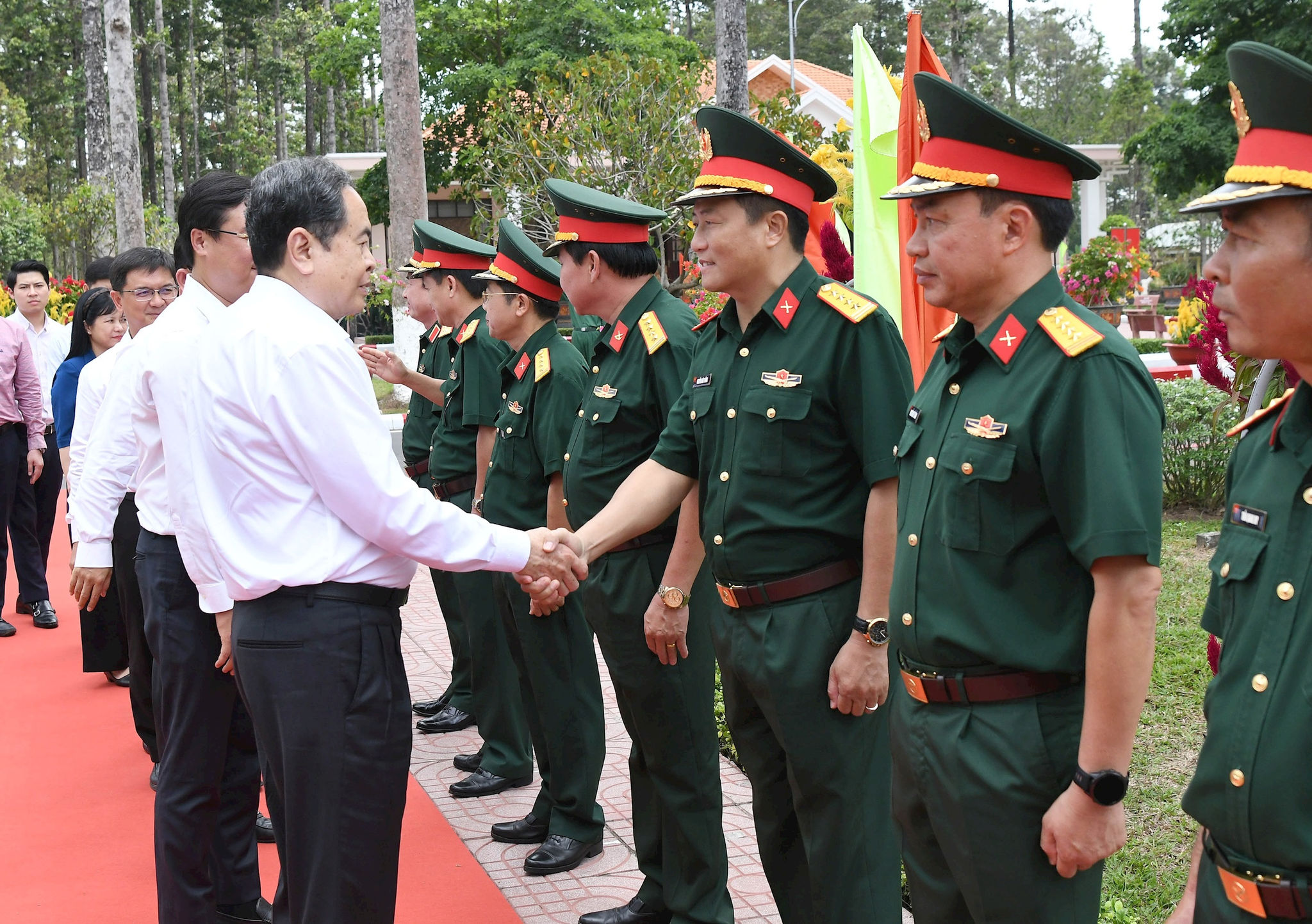 ctqh-tham-va-lam-viec-voi-su-doan-9dsc_2521.jpg