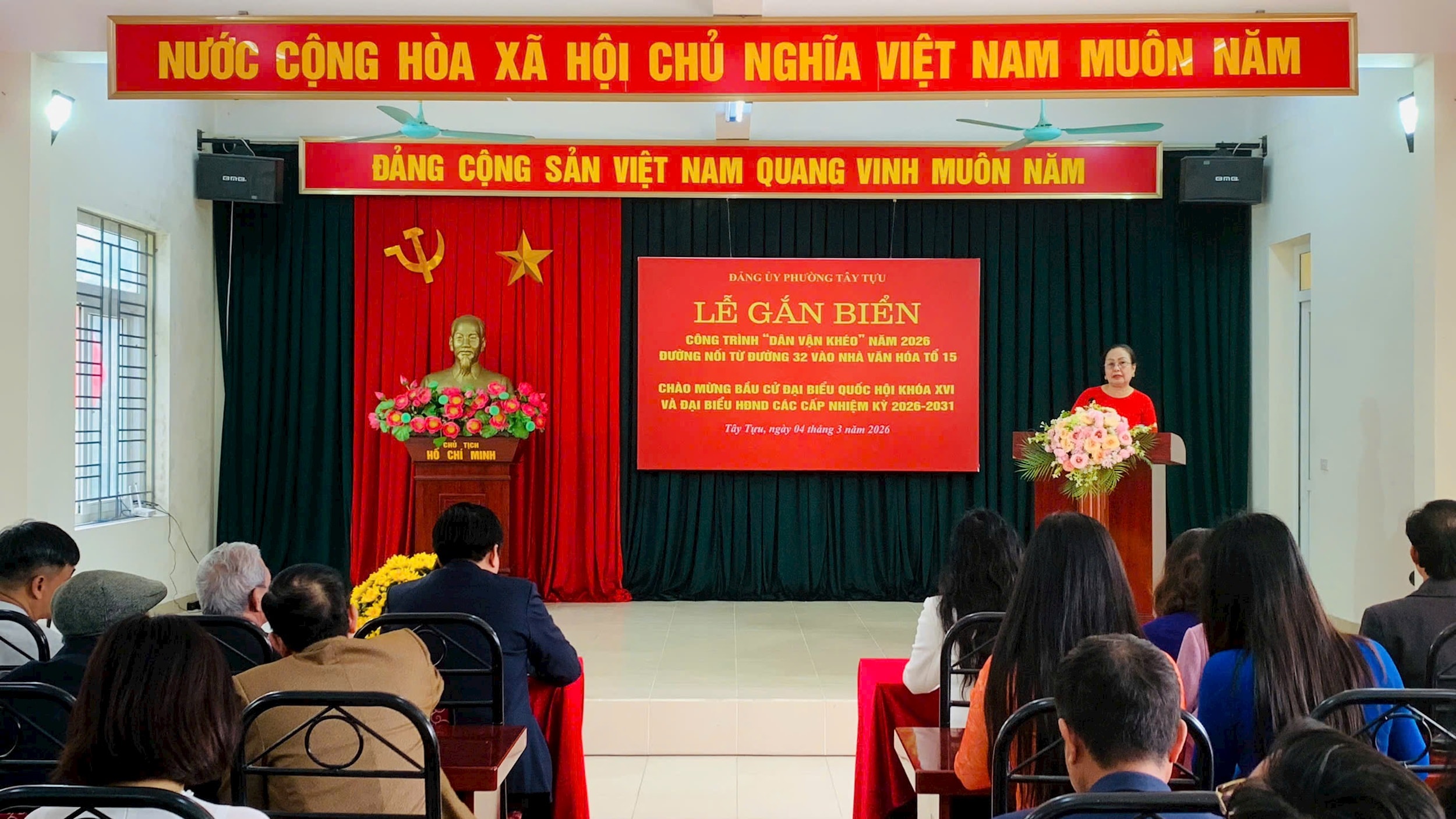 1-toan-canh.jpg