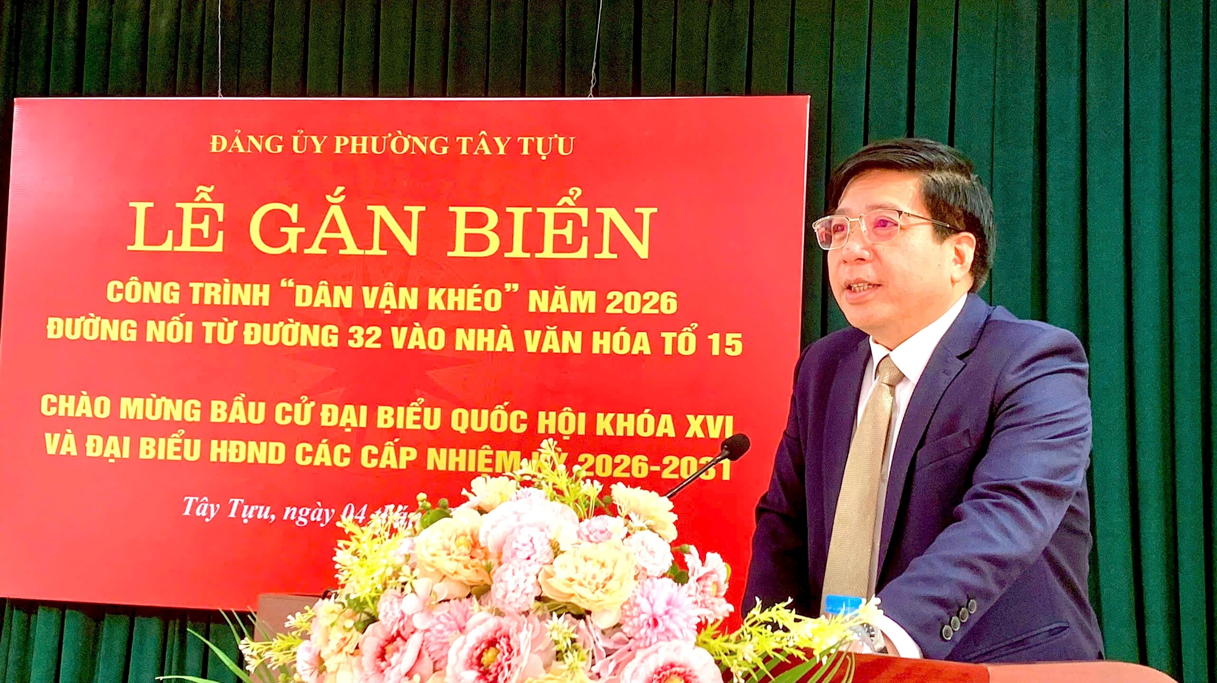 2-bi-thu.jpg