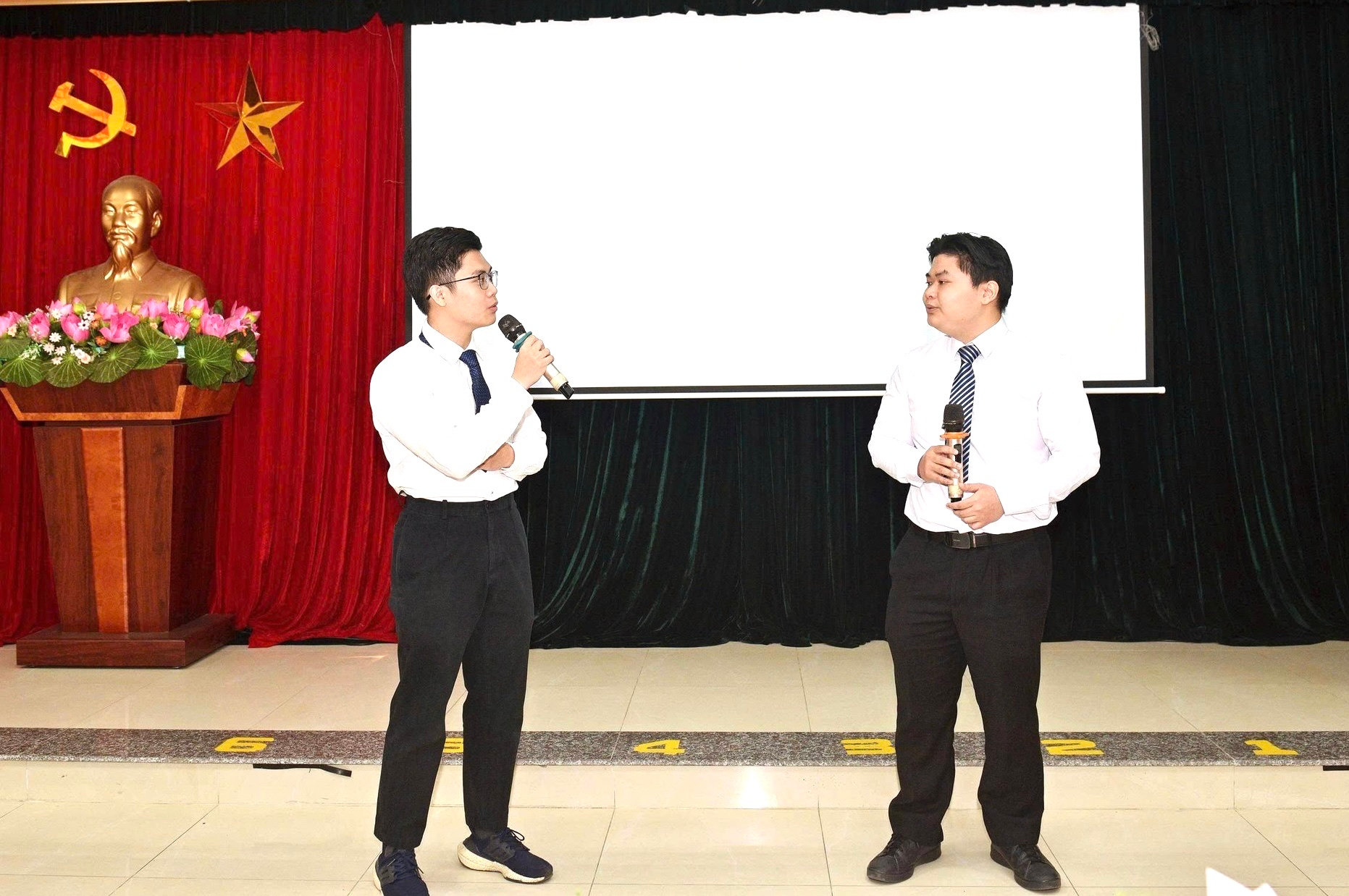 vn-cc-z7586535662715_3420d4f1bef6face3f80635f0efcaa32.jpg