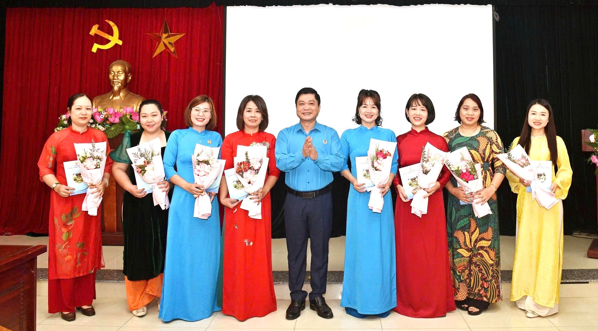 vn-ccc-z7586535694715_ceab65e56d53efe30819d01f4eaf3ee5.jpg