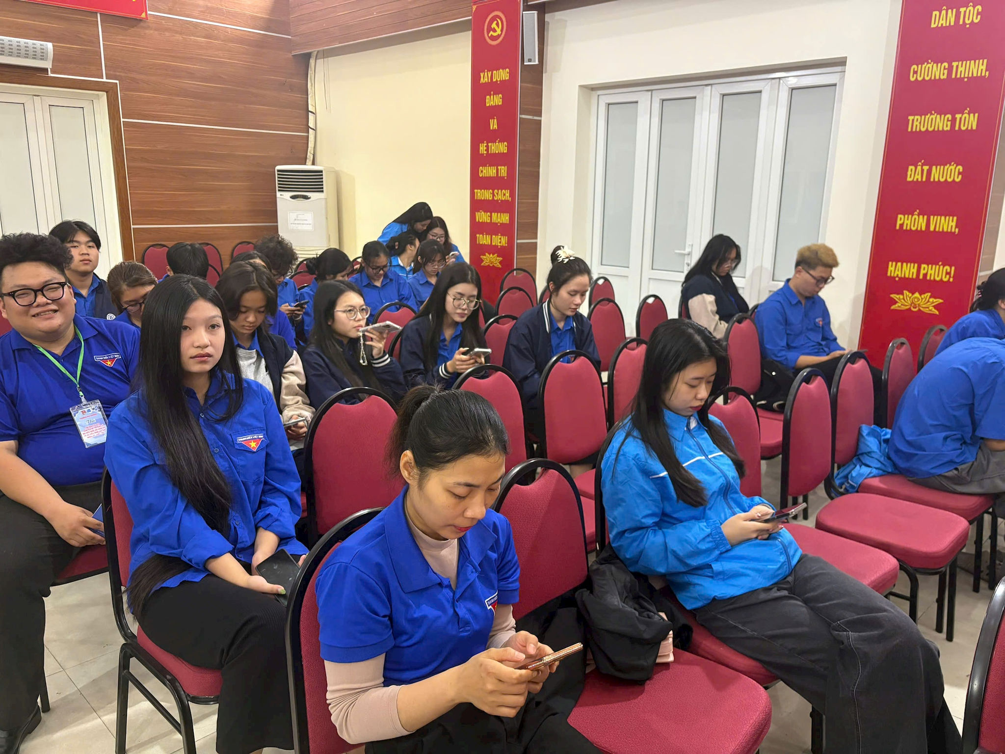 z7590625192991_d15675e54fabb3417cd7e8d0f54730de.jpg
