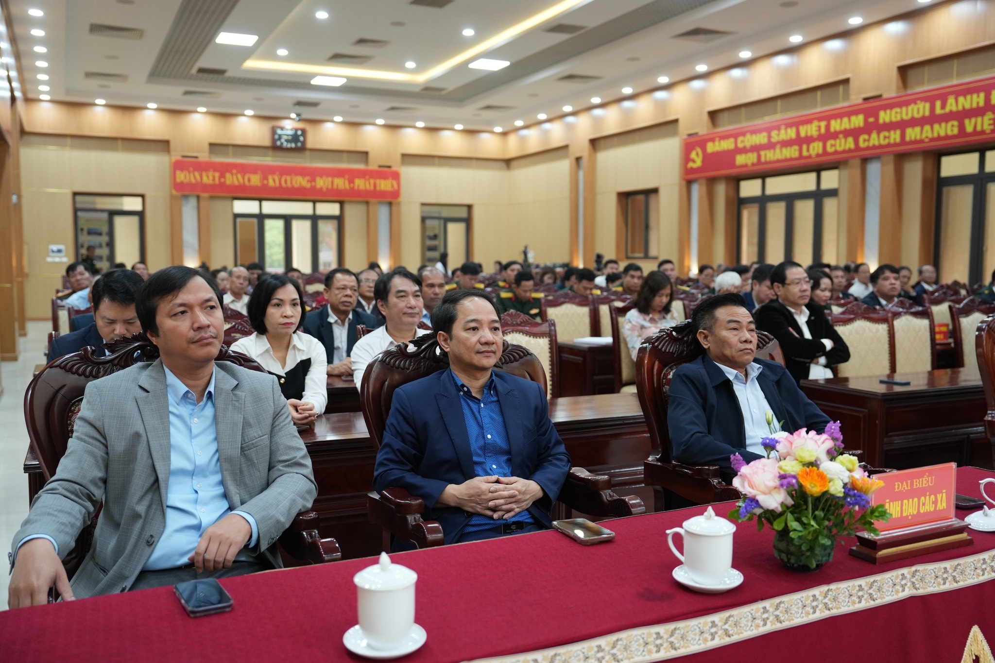 txct-quang-o6ai.jpg
