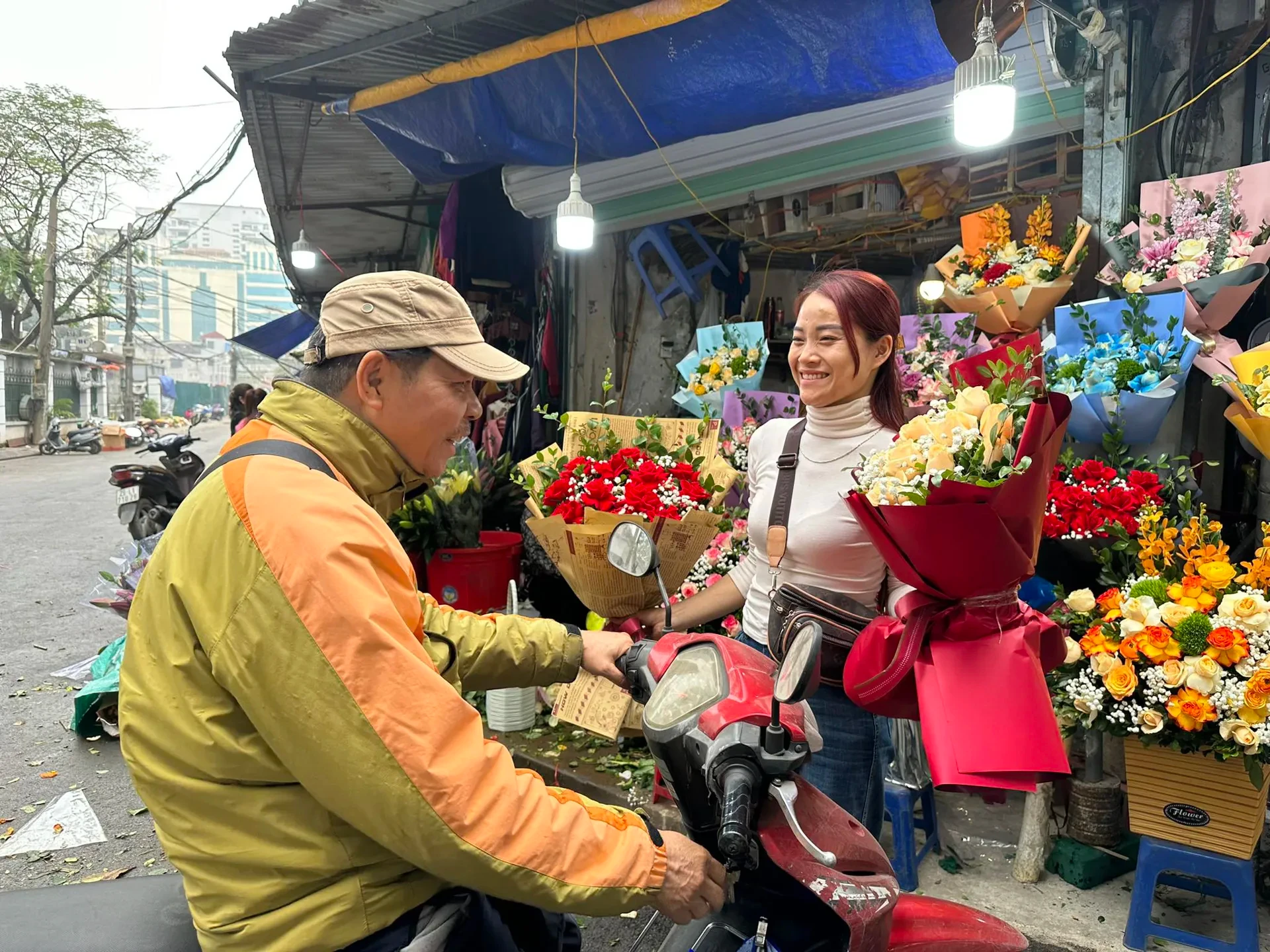 [Podcast] Thị trường quà tặng dịp 8-3 khởi động sớm, sức mua dự báo tăng mạnh cuối tuần
