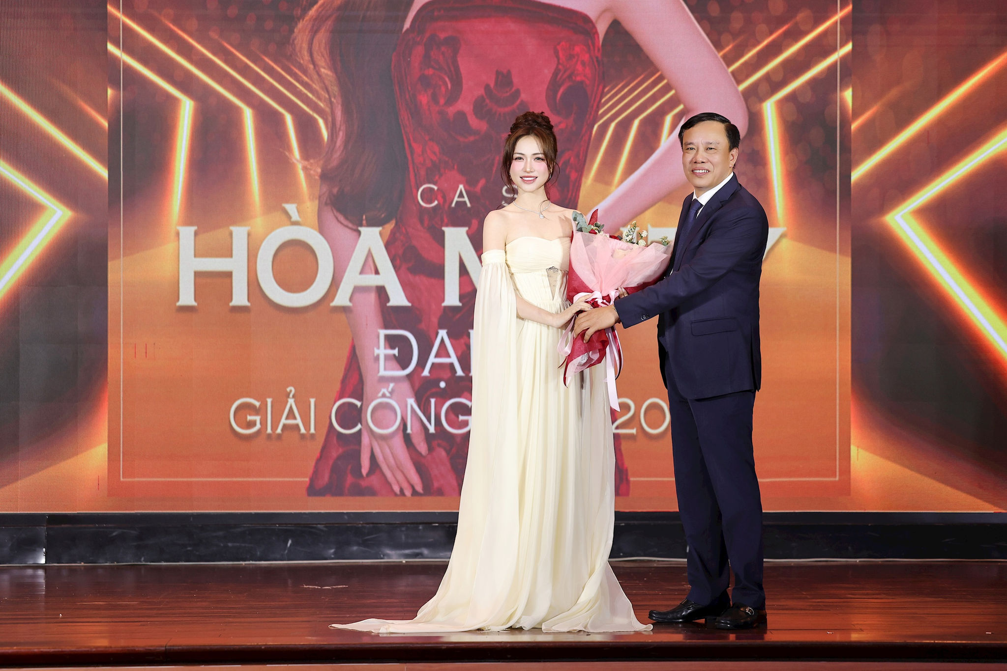 hhkd1593.jpg