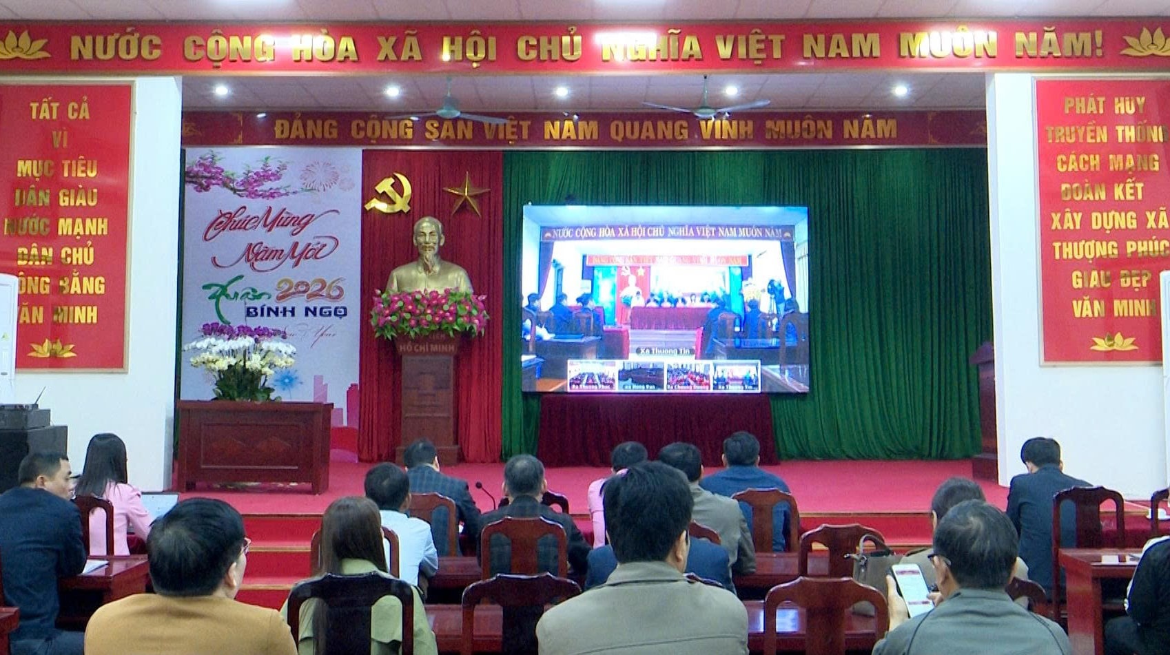 ucv-thuong-phuc.jpg