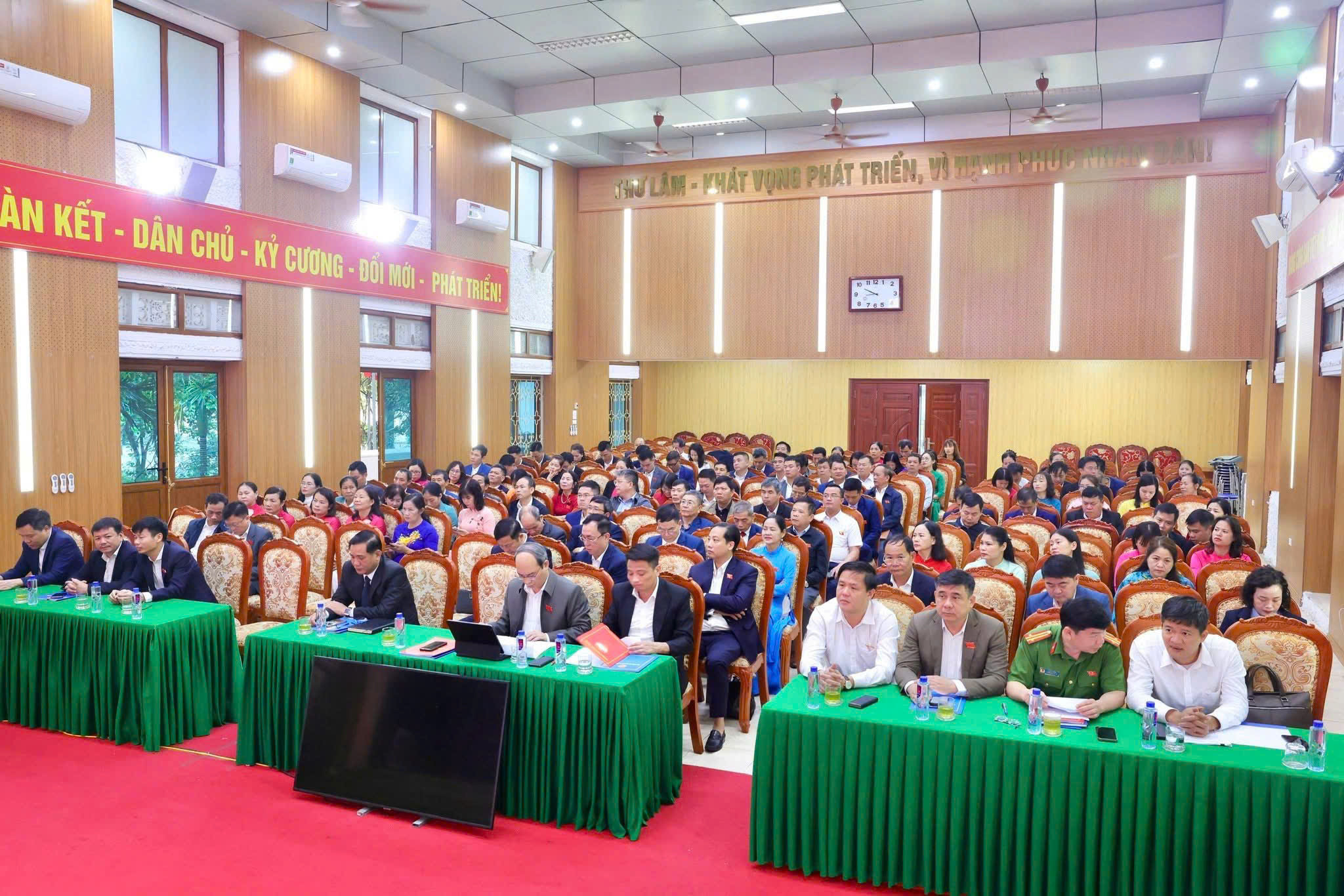 quang-canh-thu-lam.jpg