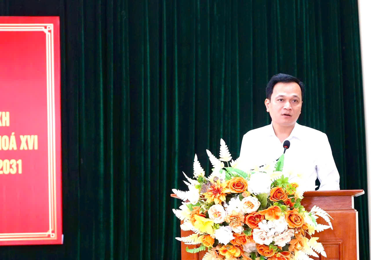 tay-phuong-1.jpg