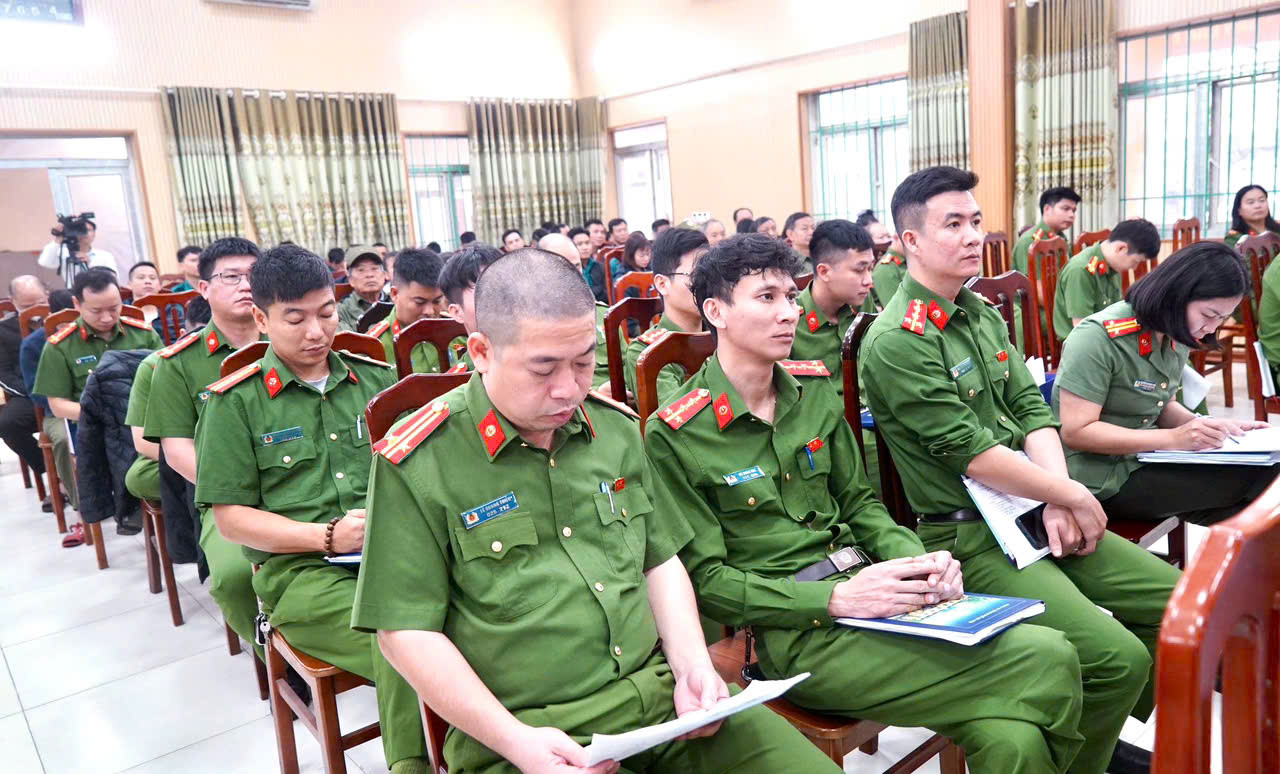 tay-phuong-2.jpg