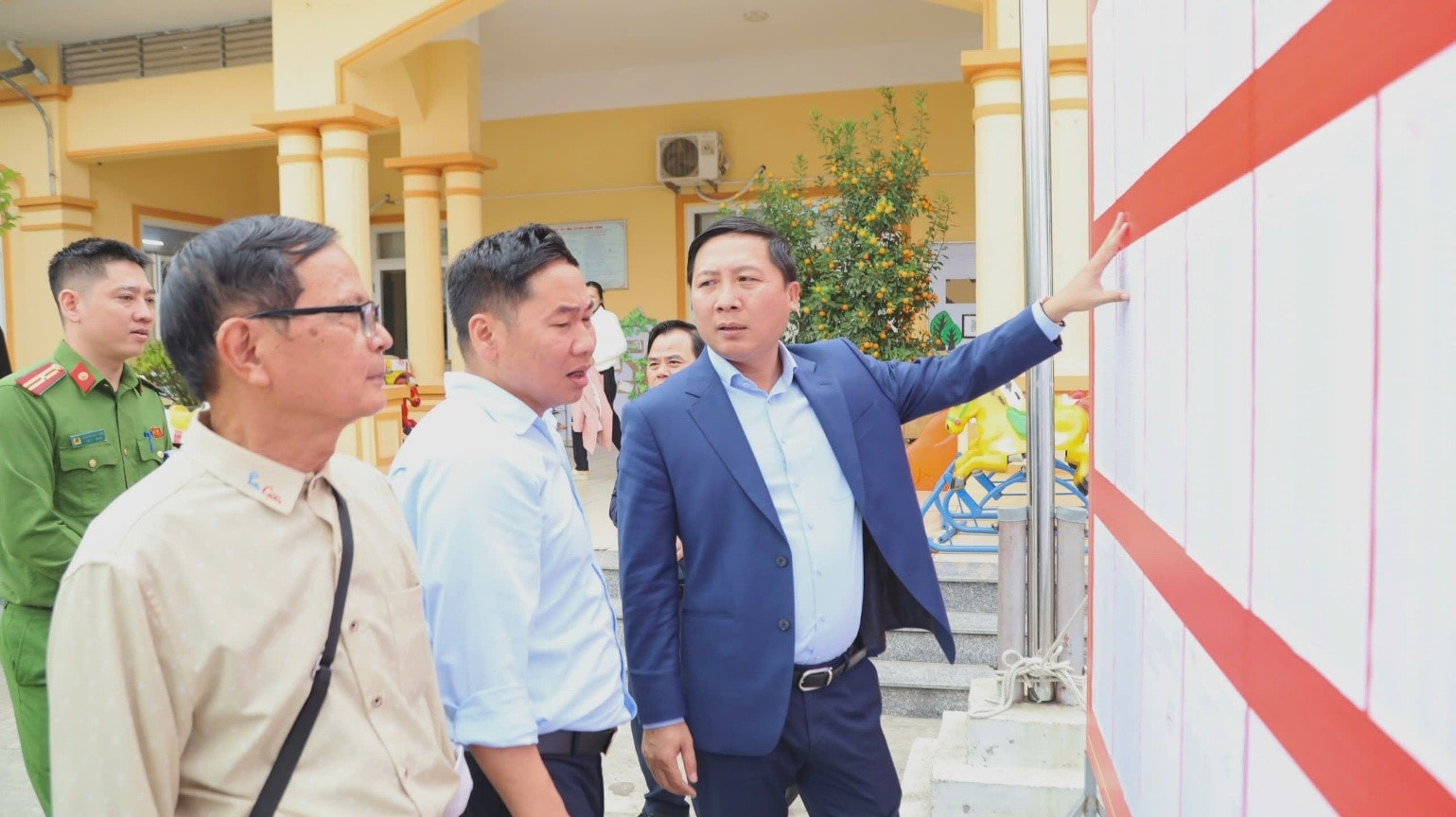 8-quang-minh.jpg