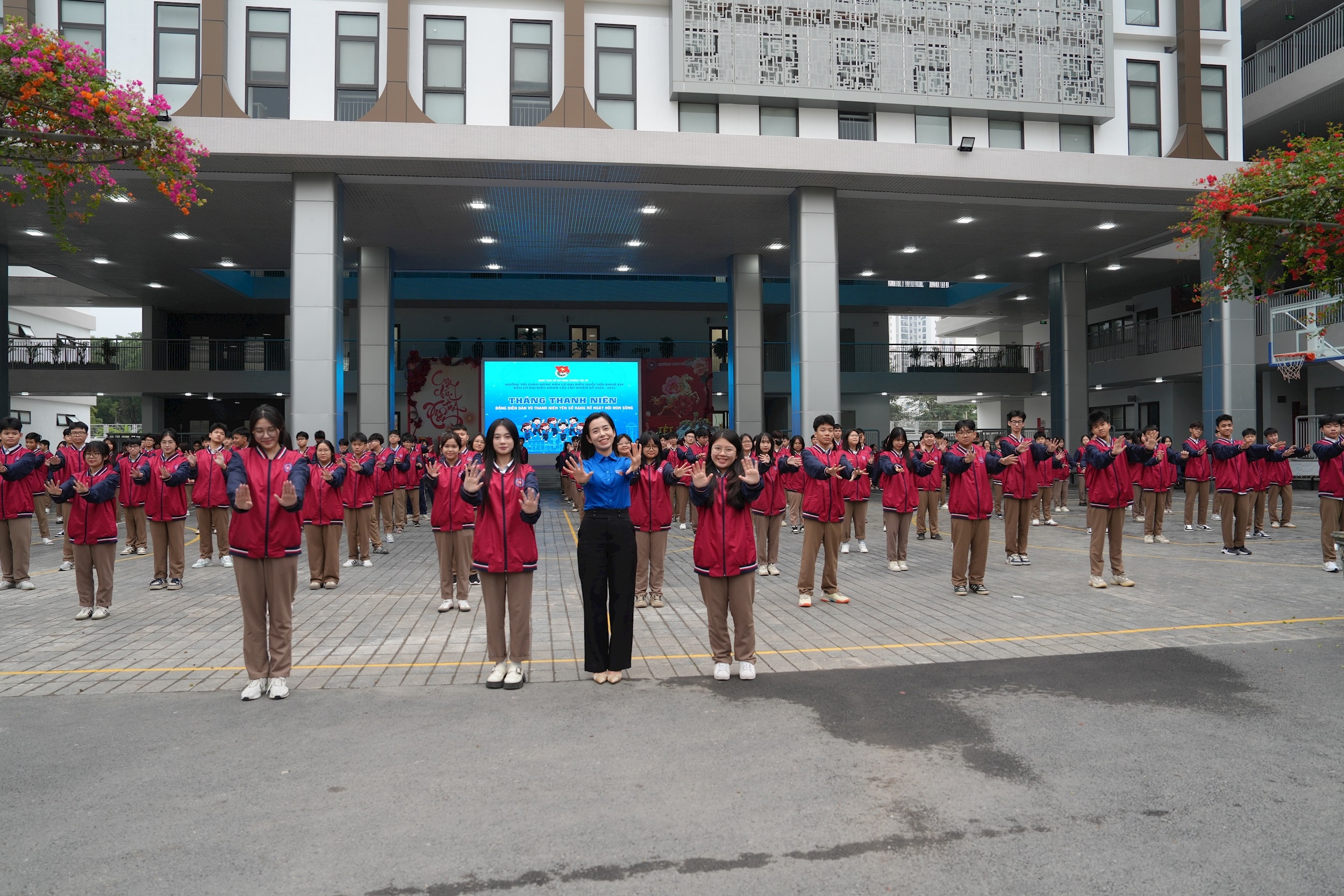 dsc08010(1).jpg