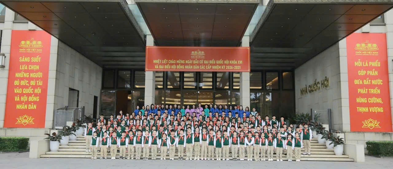 z7603689347238_05fbde33a231eeda86b955e1a4054664.jpg