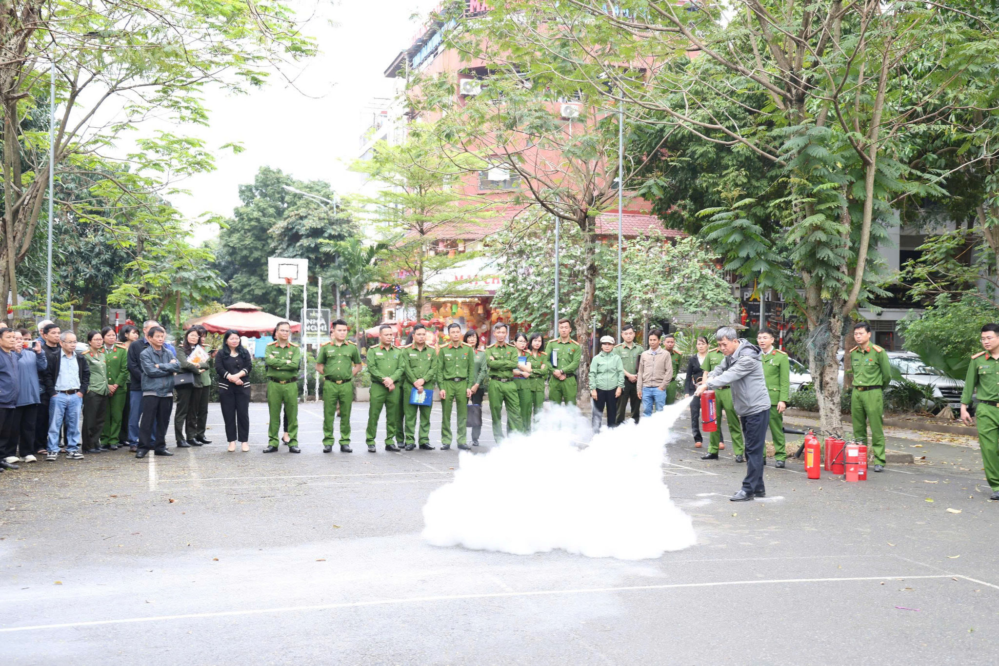 thuc-hanh.jpg