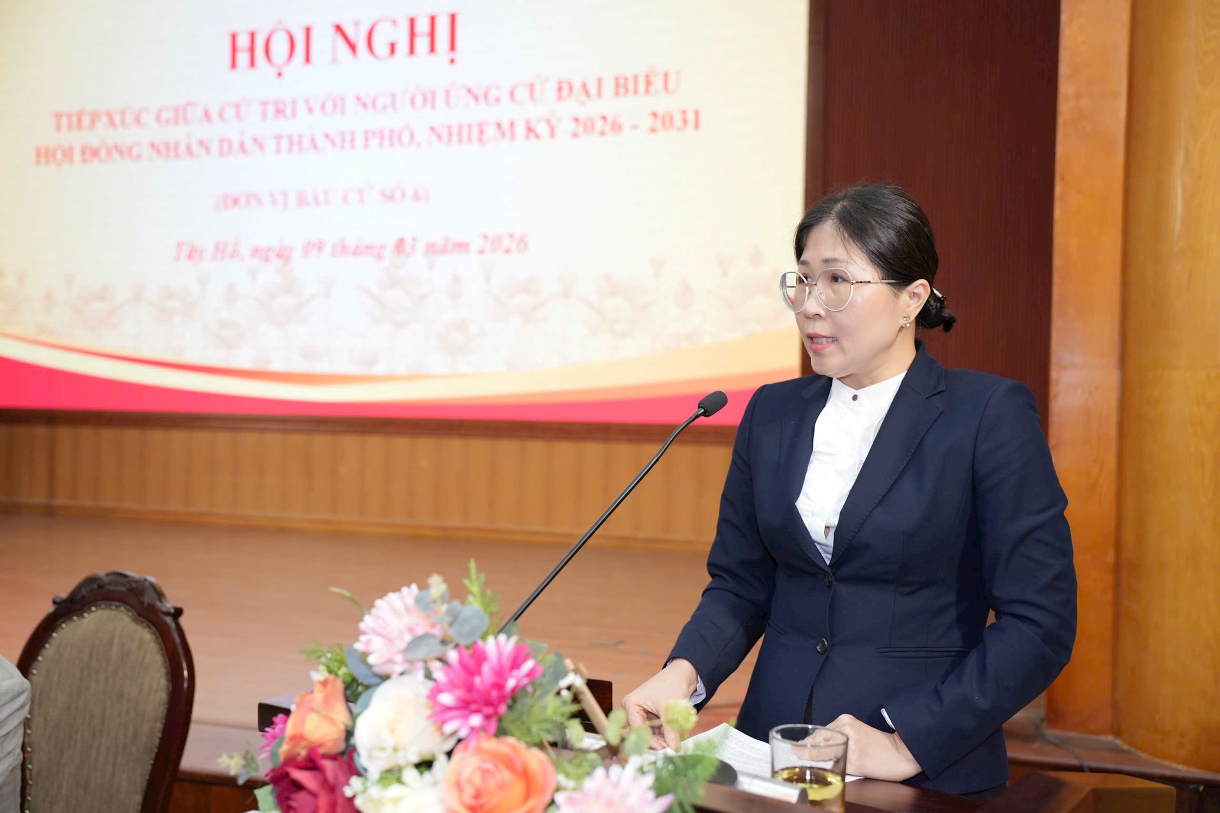 c-thuy-.jpg