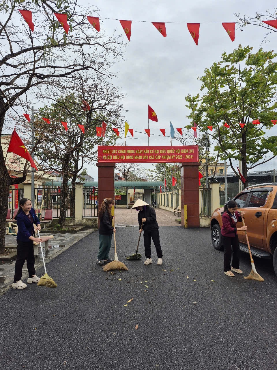 ngoc-thuyet-giao-tac-copy.jpg