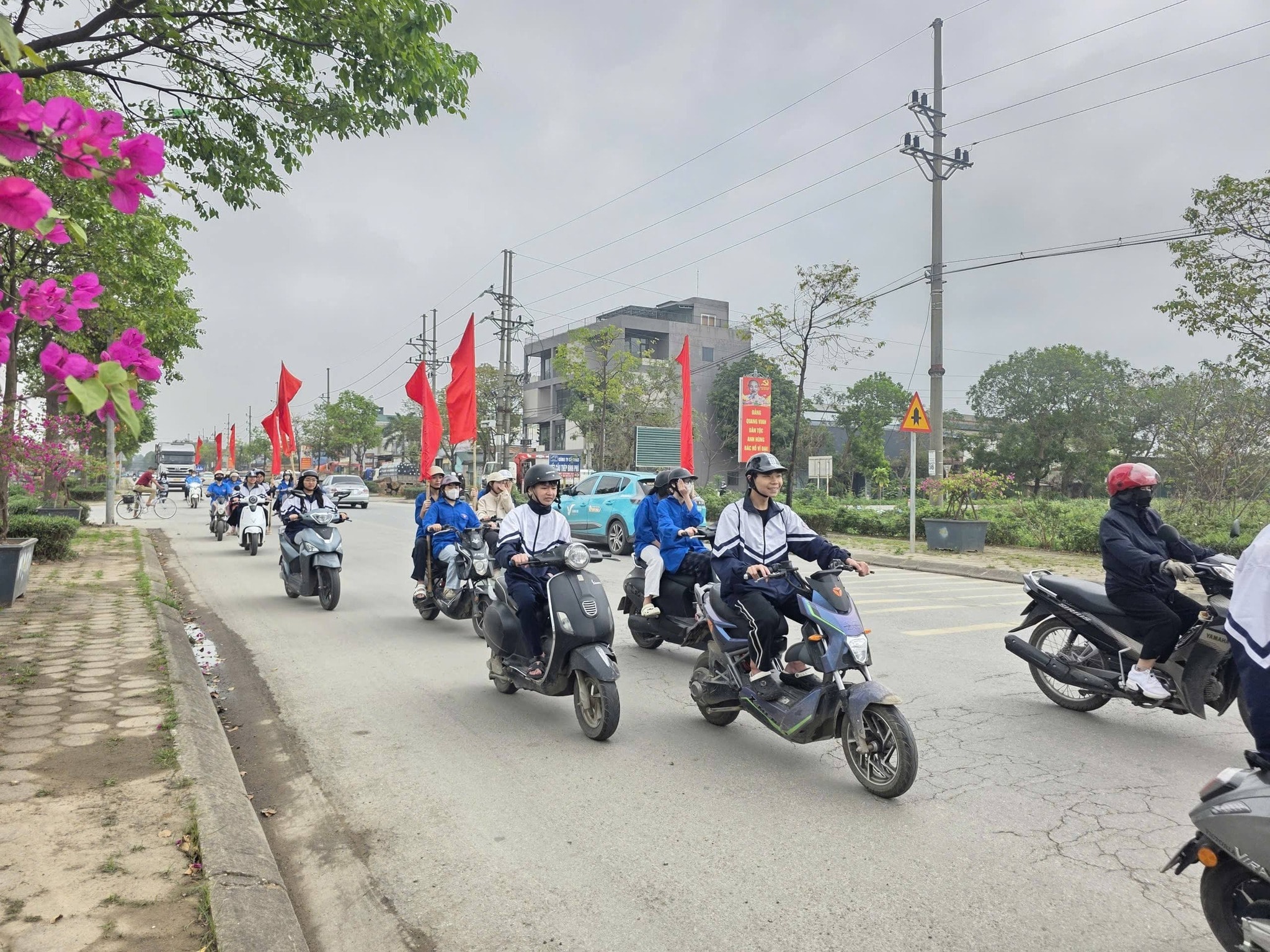 tay-phuong-1.jpg