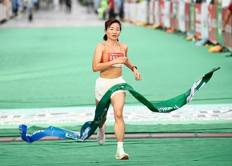10-nguyen-thi-oanh.jpeg