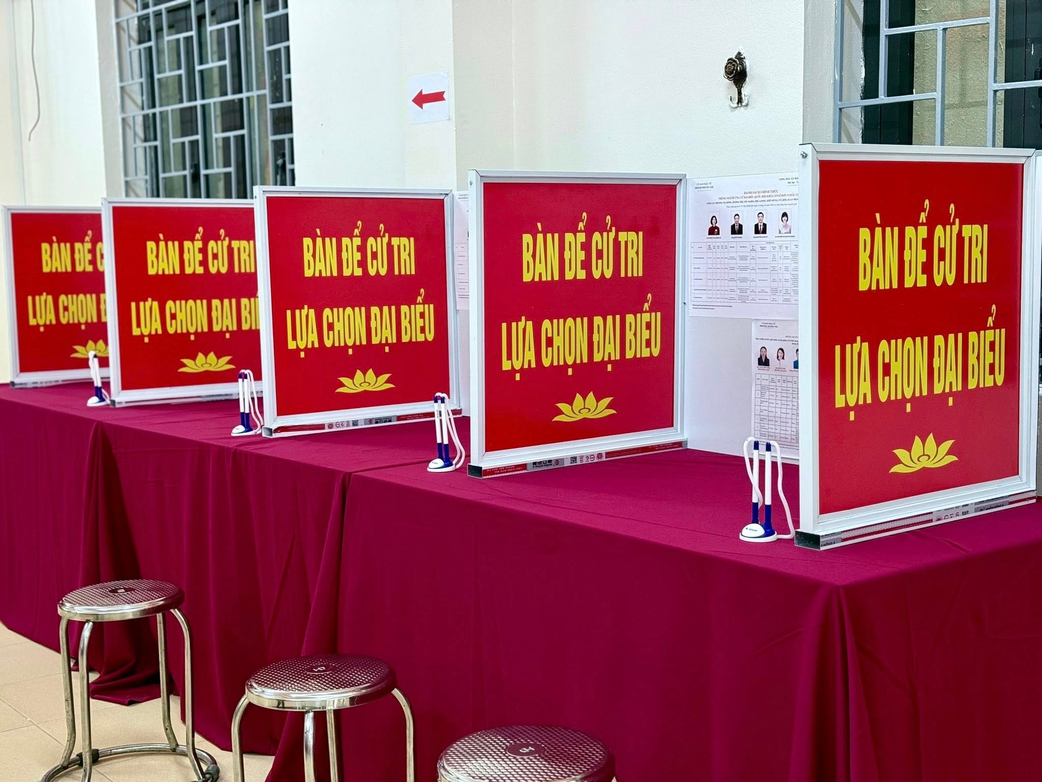 ban-cu-tri-lua-chon-dai-bieu.jpg
