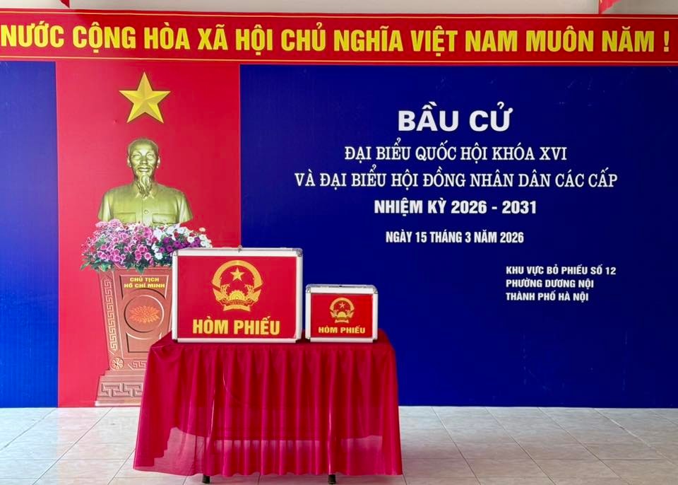 khu-vuc-bau-cu-so-12.jpg