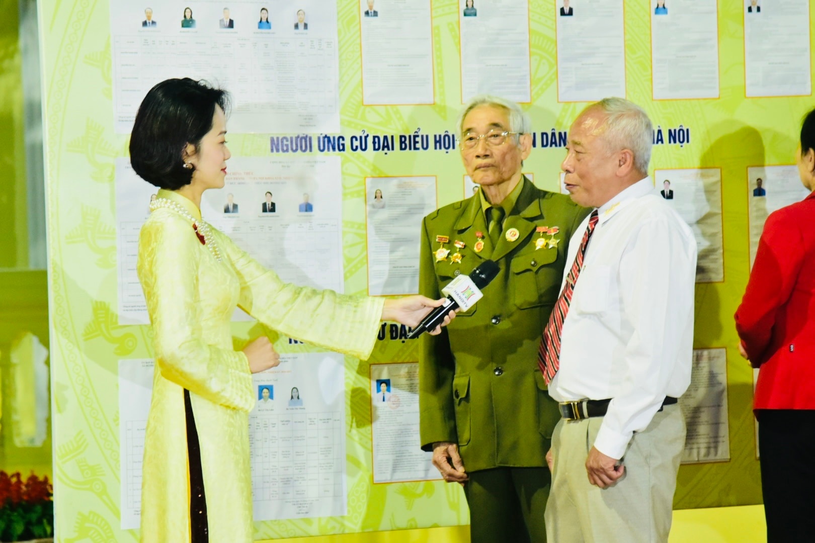 long-huong-son.jpg